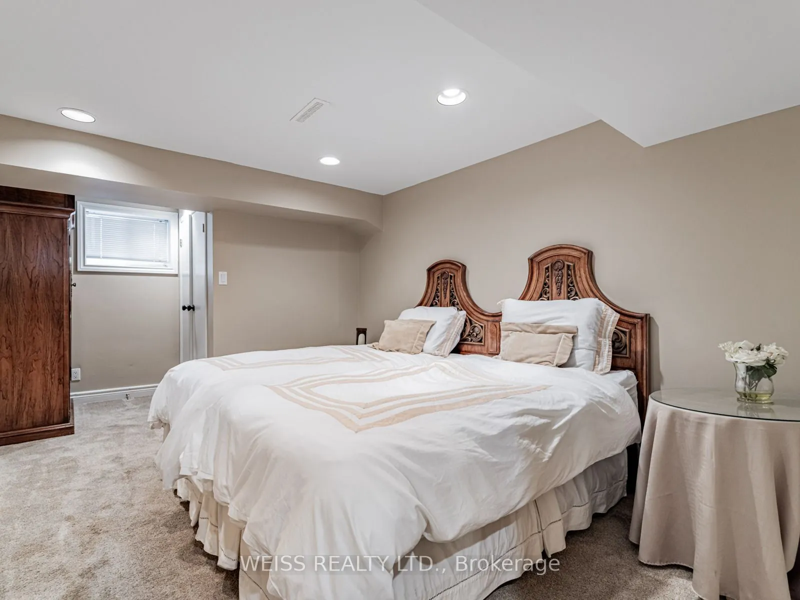 14 Northmount Avenue