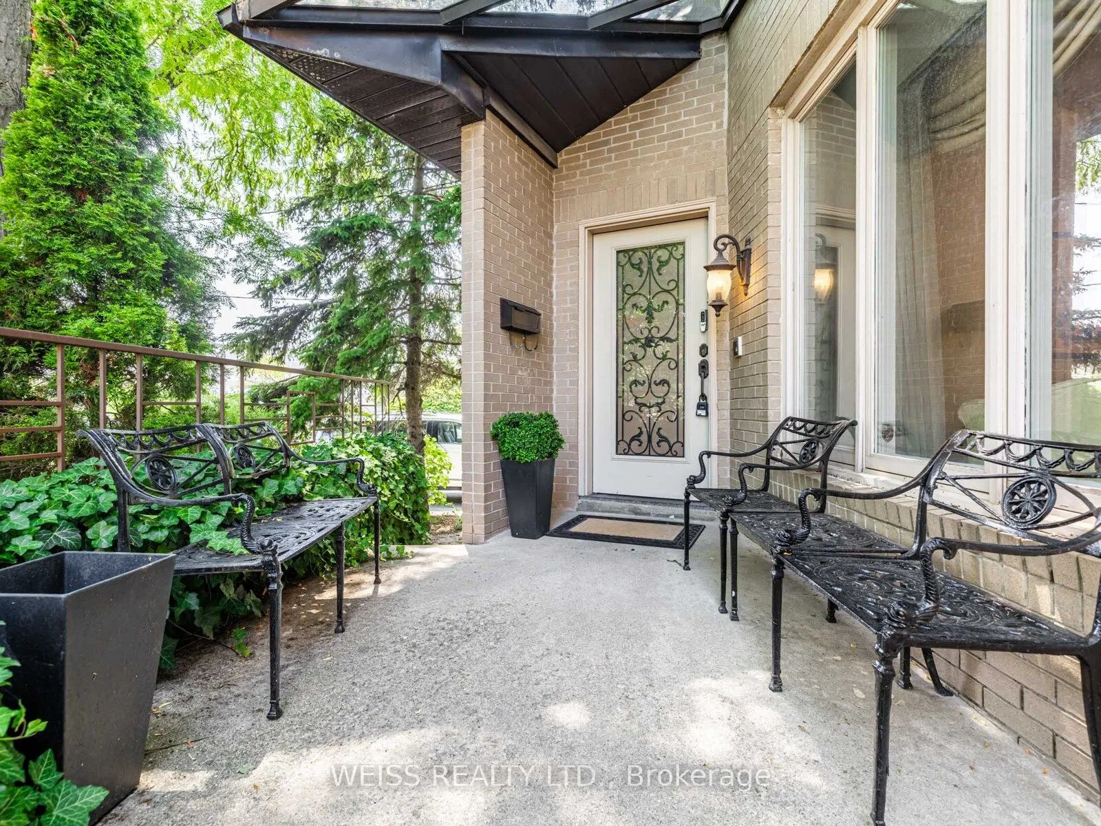 14 Northmount Avenue