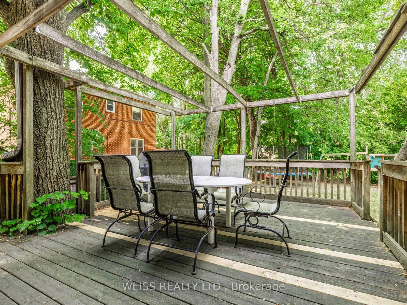 14 Northmount Avenue