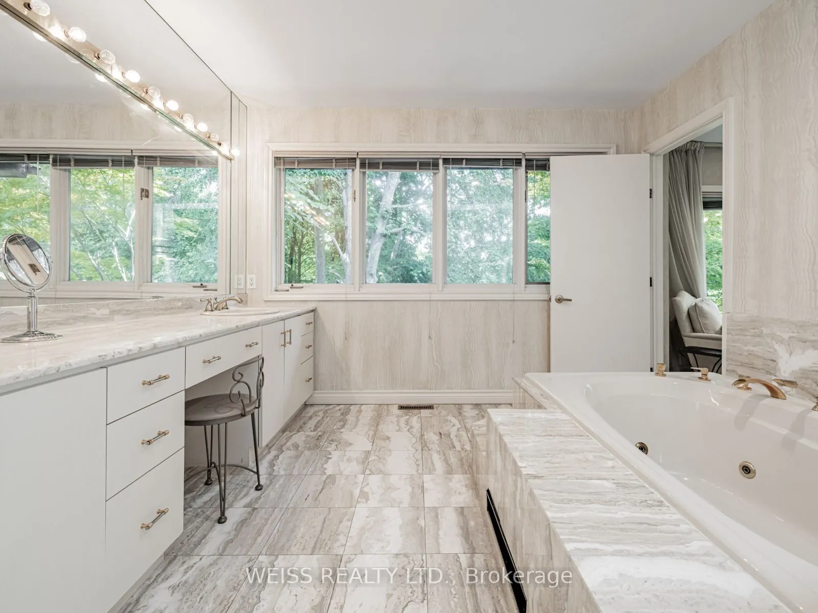 14 Northmount Avenue