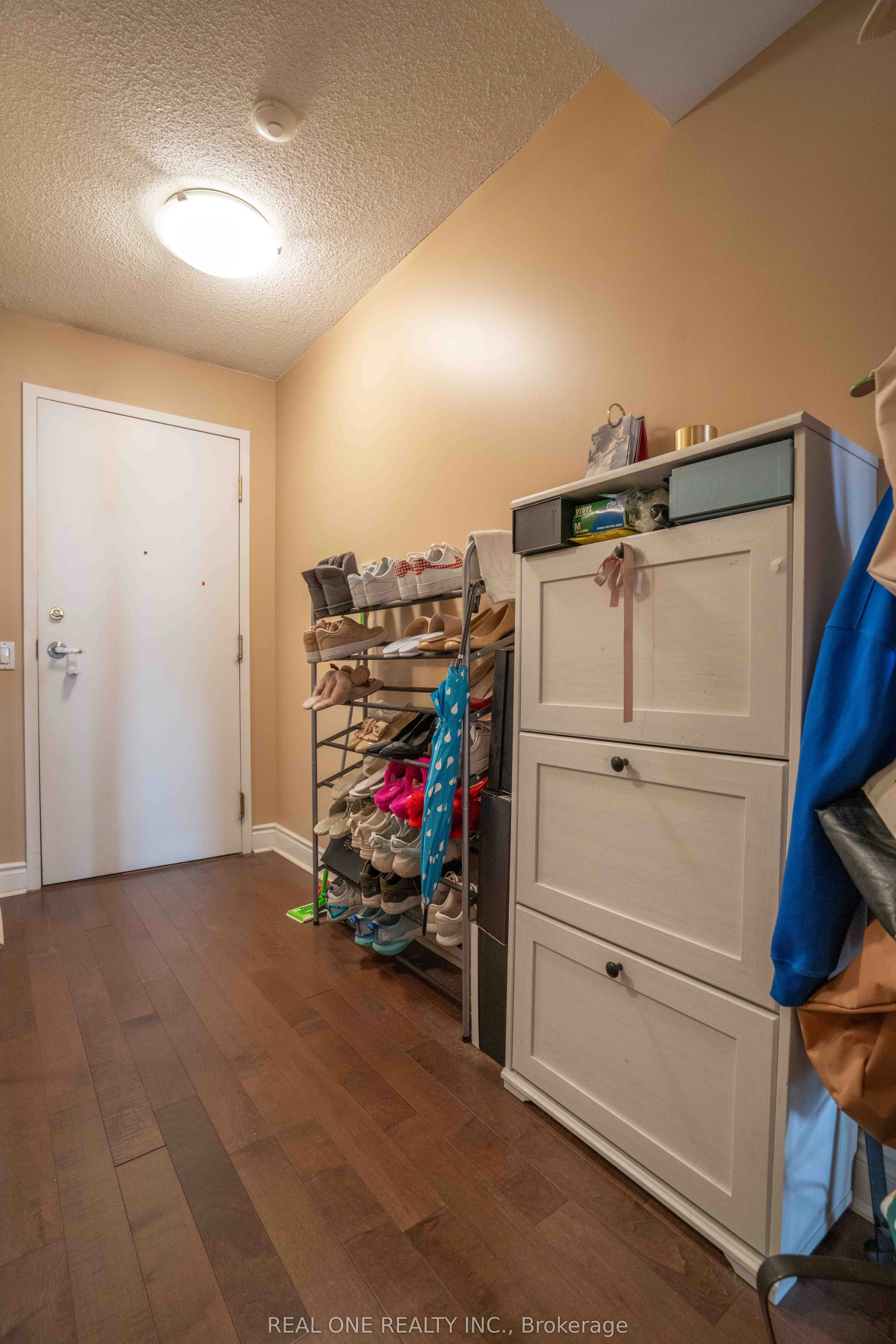 5 Northtown Way, #1101