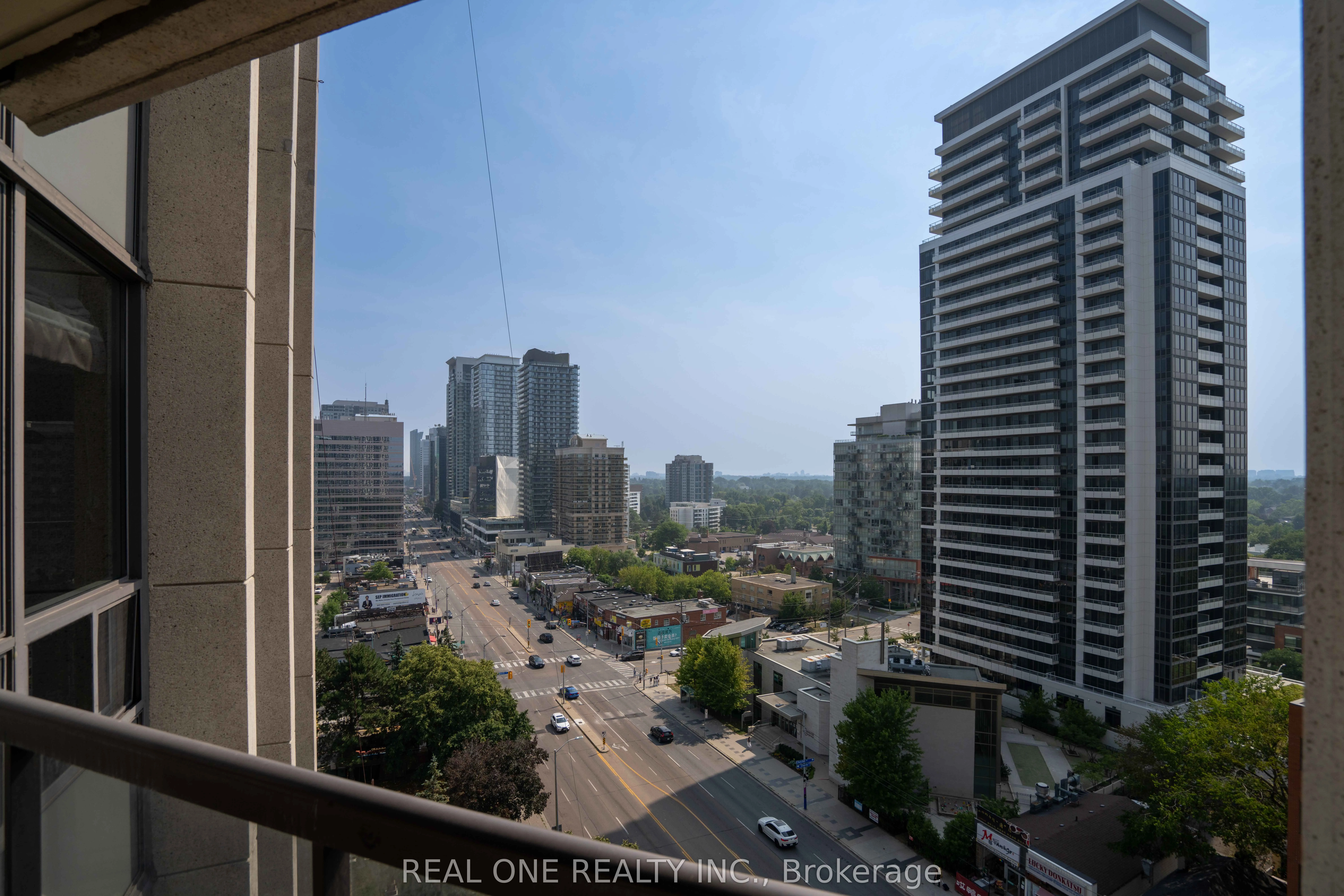 5 Northtown Way, #1101