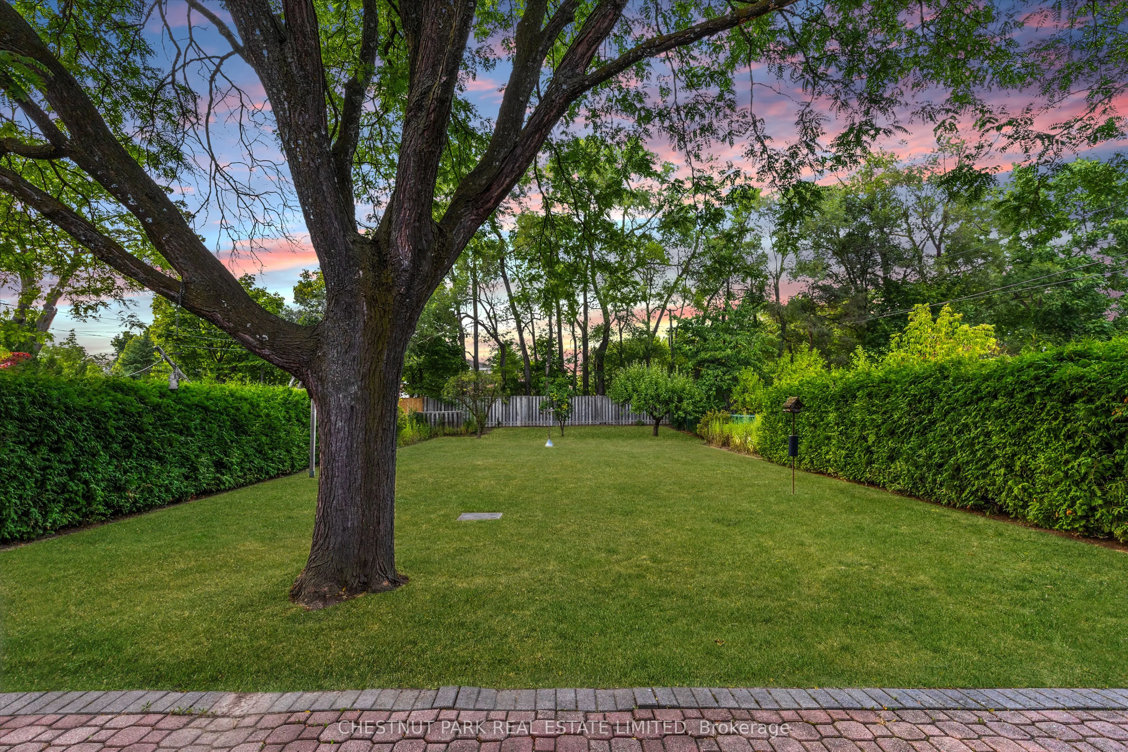 16 Everingham Court
