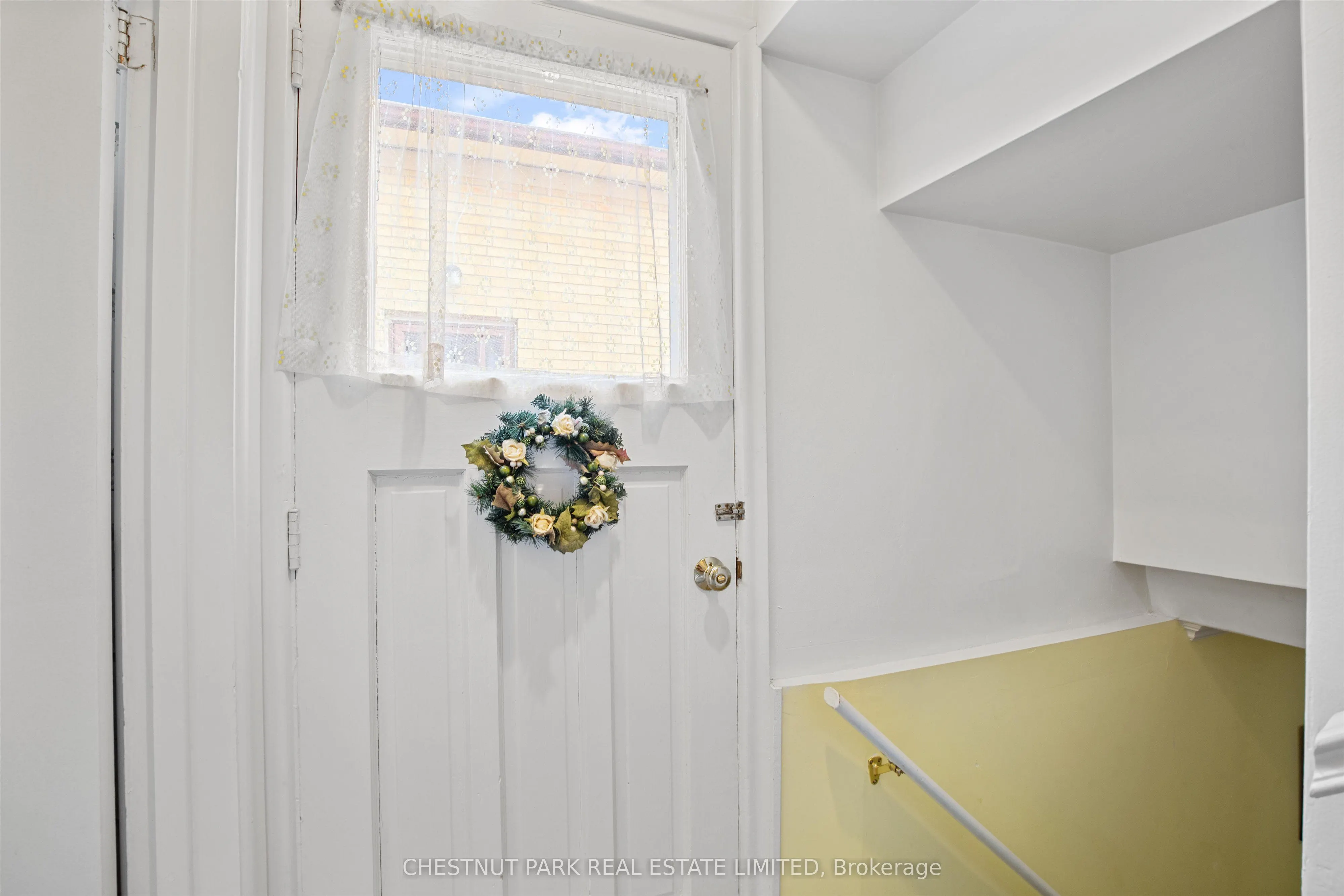 16 Everingham Court