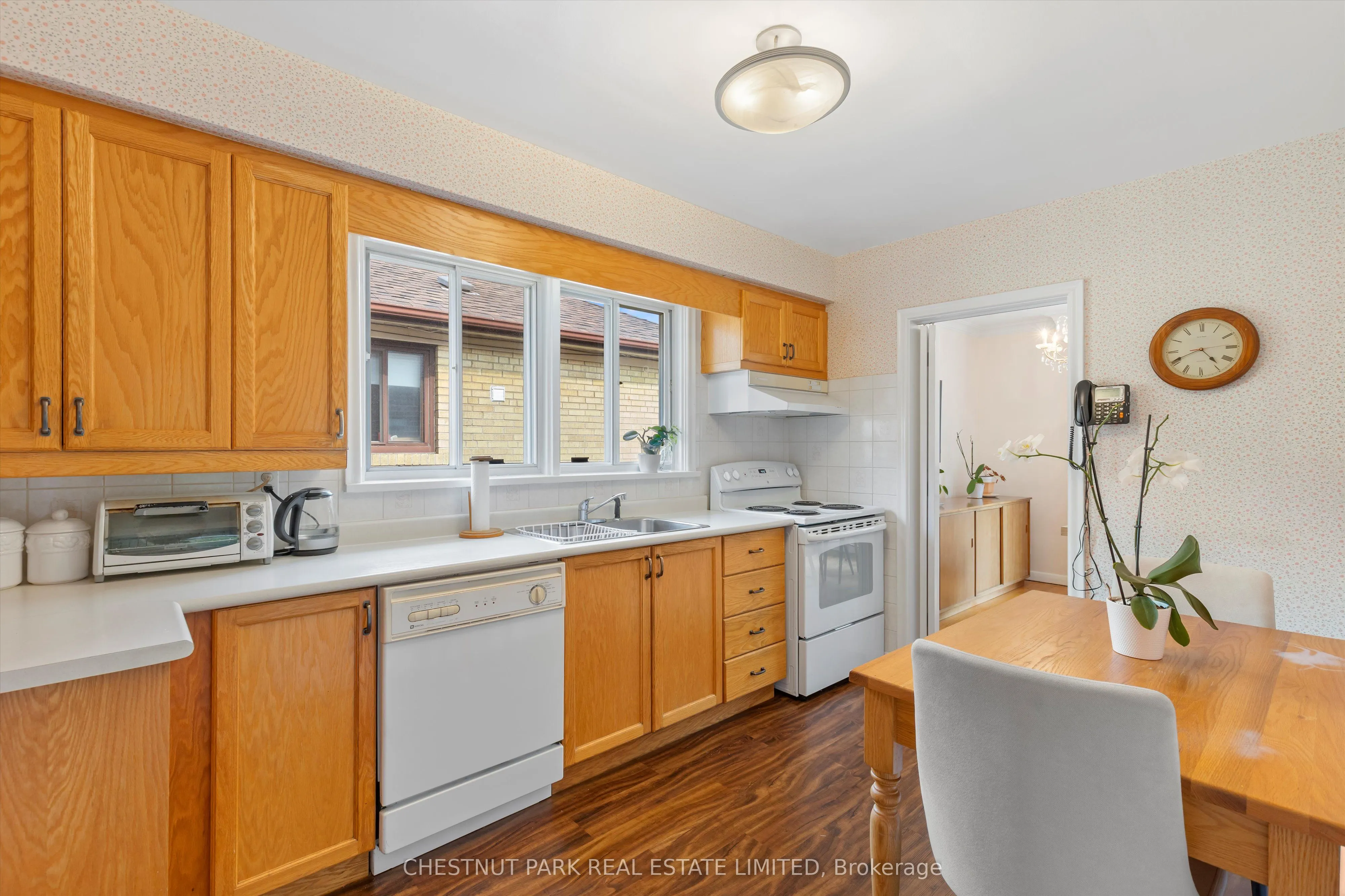 16 Everingham Court