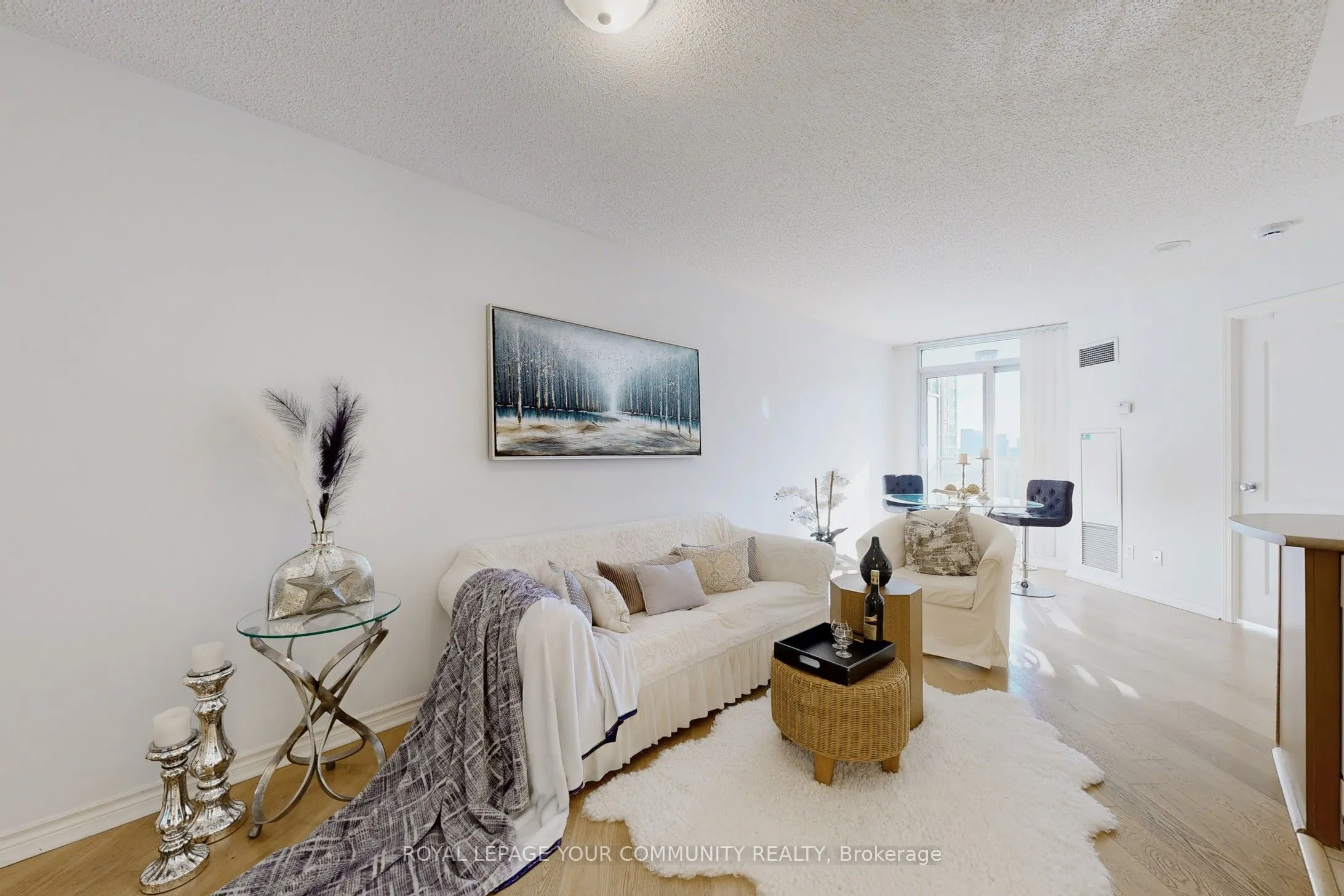 2 Rean Drive, #1014