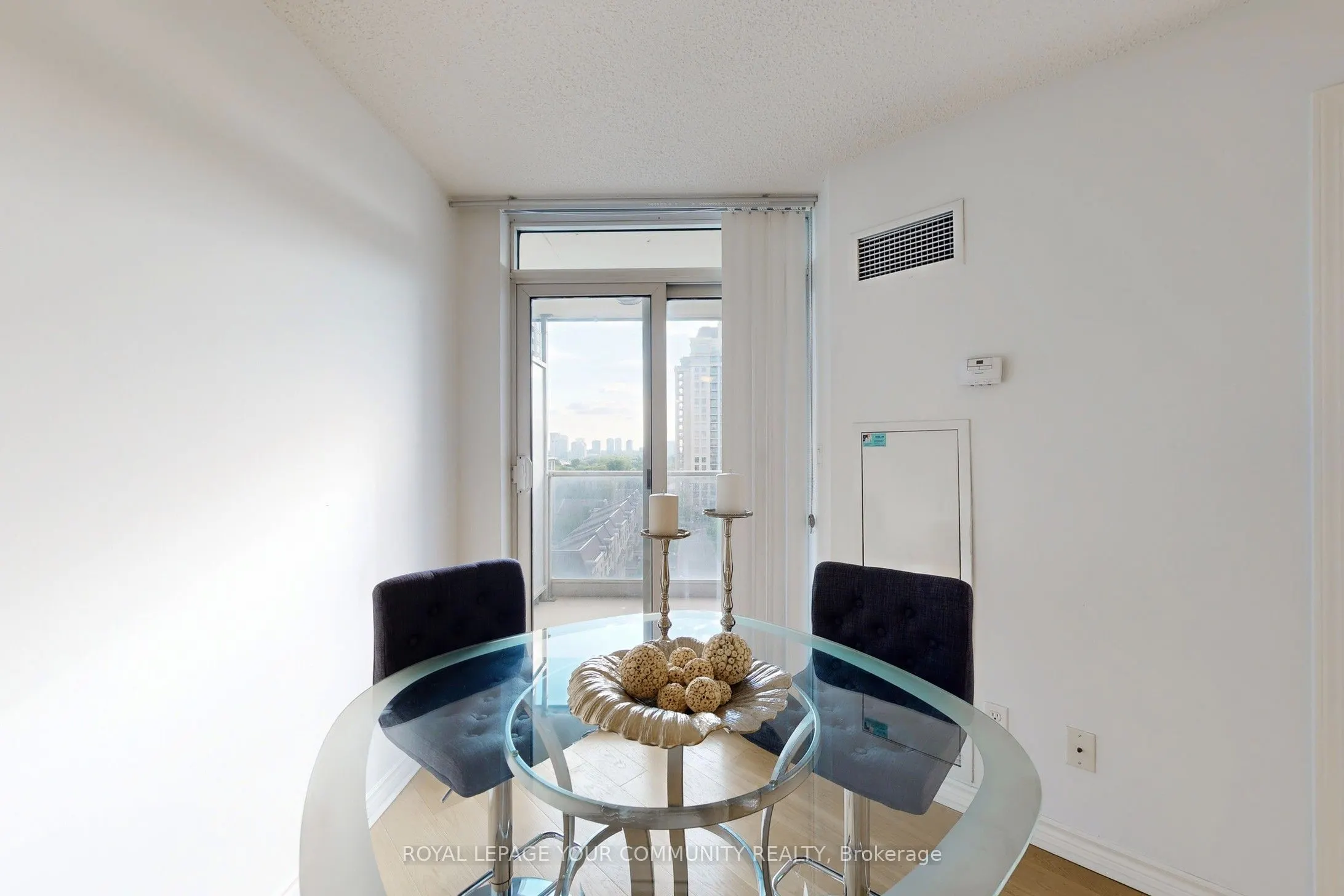 2 Rean Drive, #1014