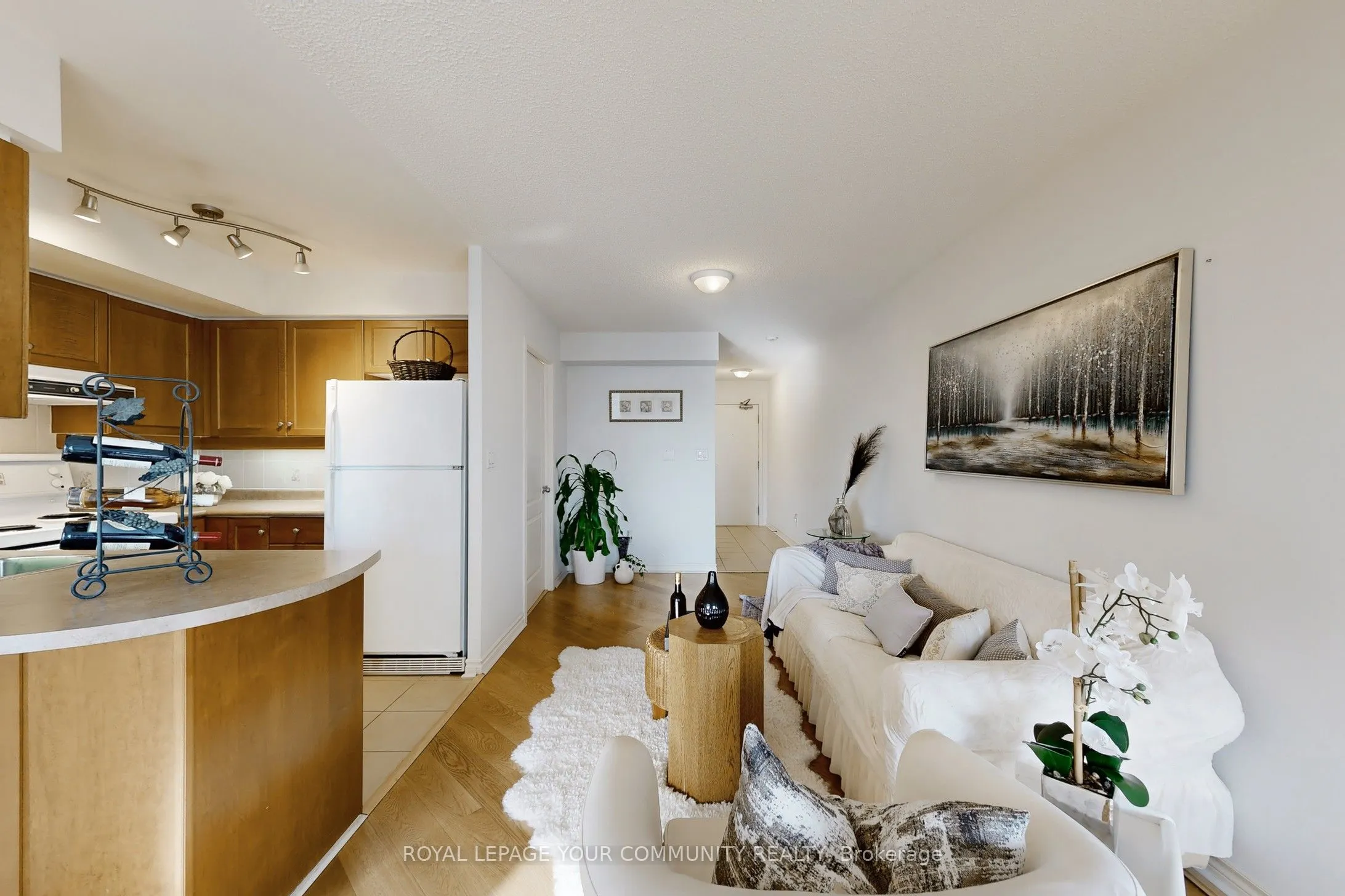 2 Rean Drive, #1014