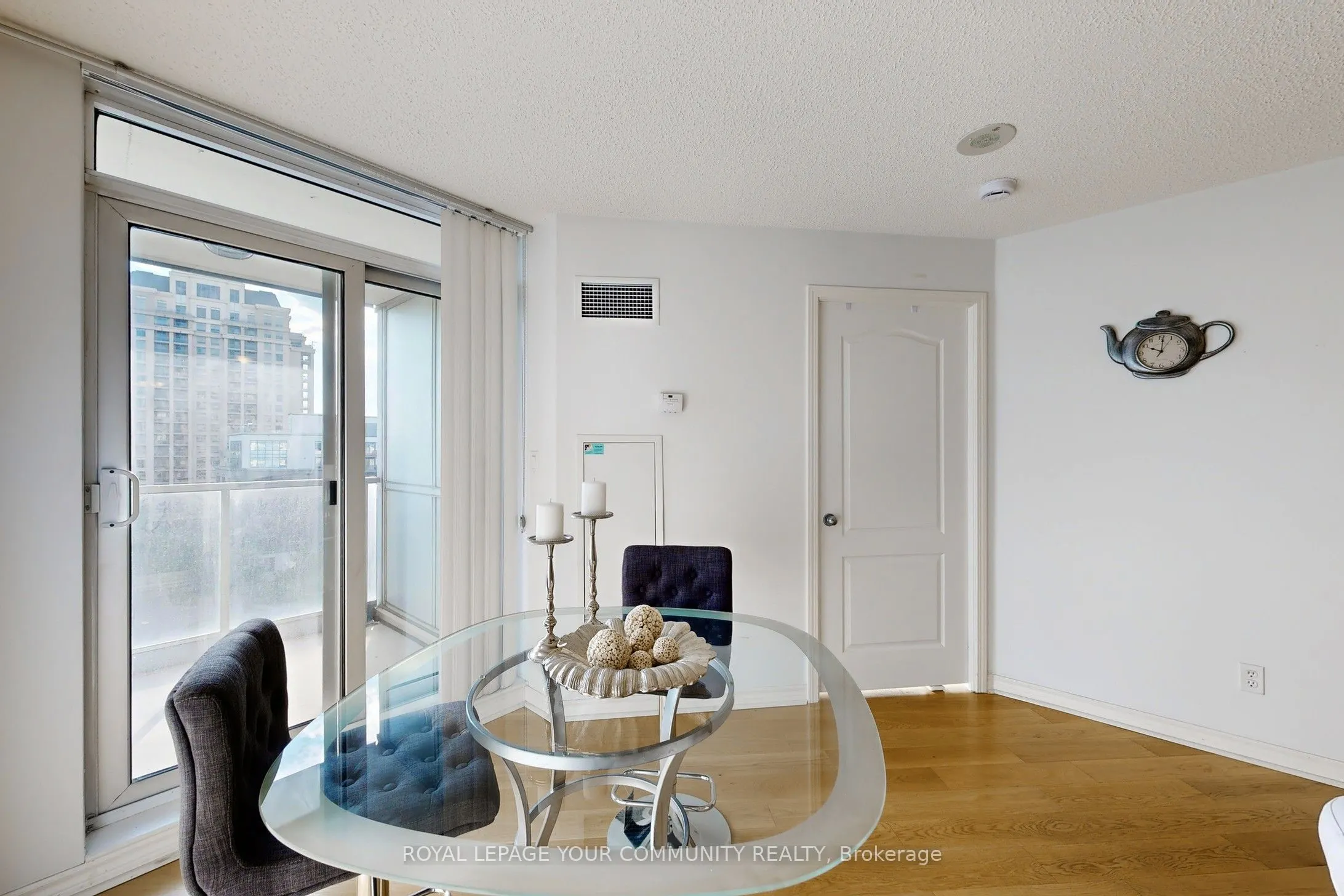 2 Rean Drive, #1014