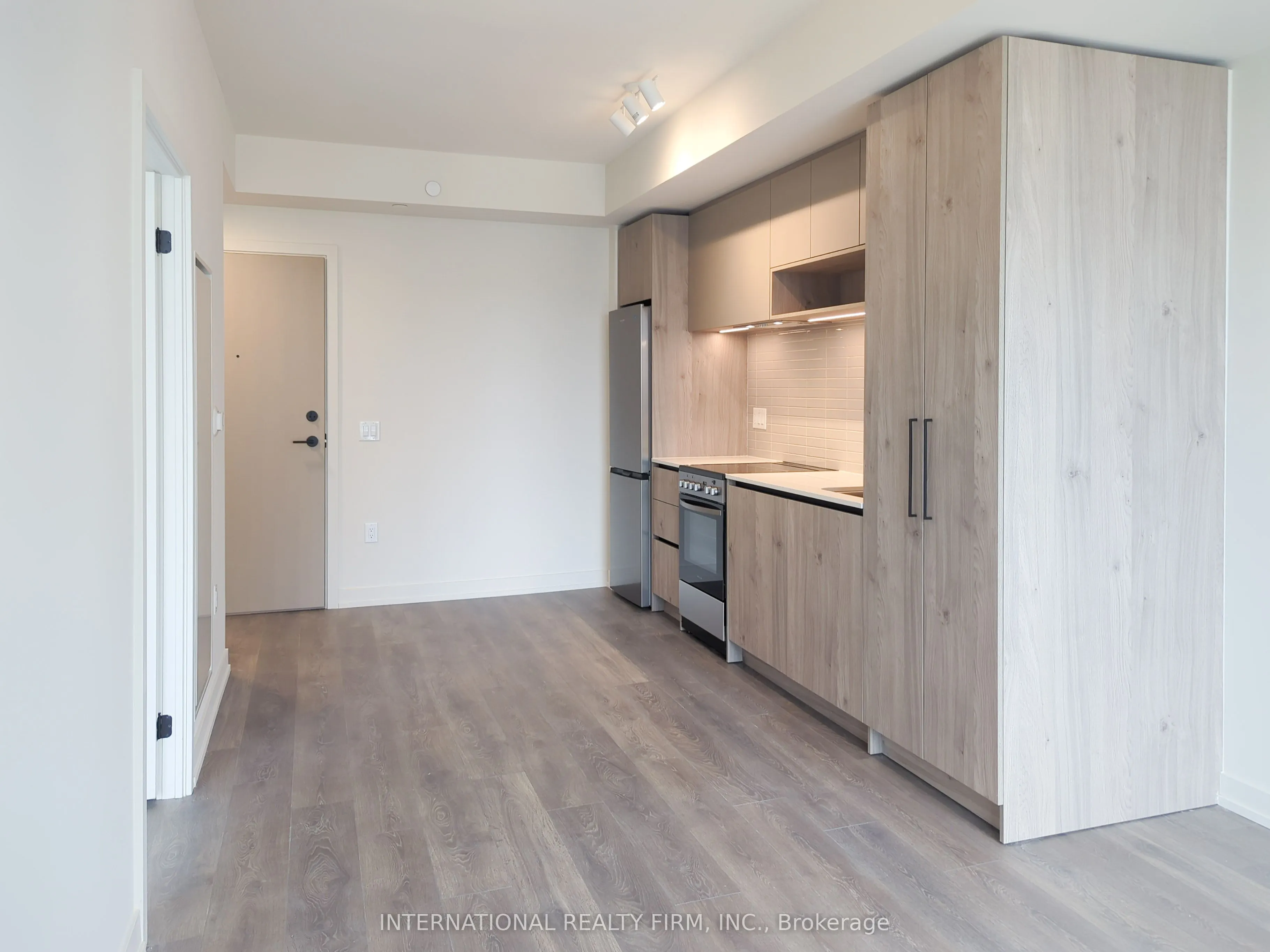 181 Sterling Rd Road, #1209