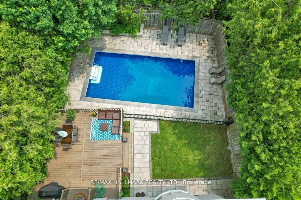 29 Charnwood Road