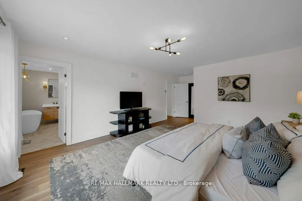 29 Charnwood Road