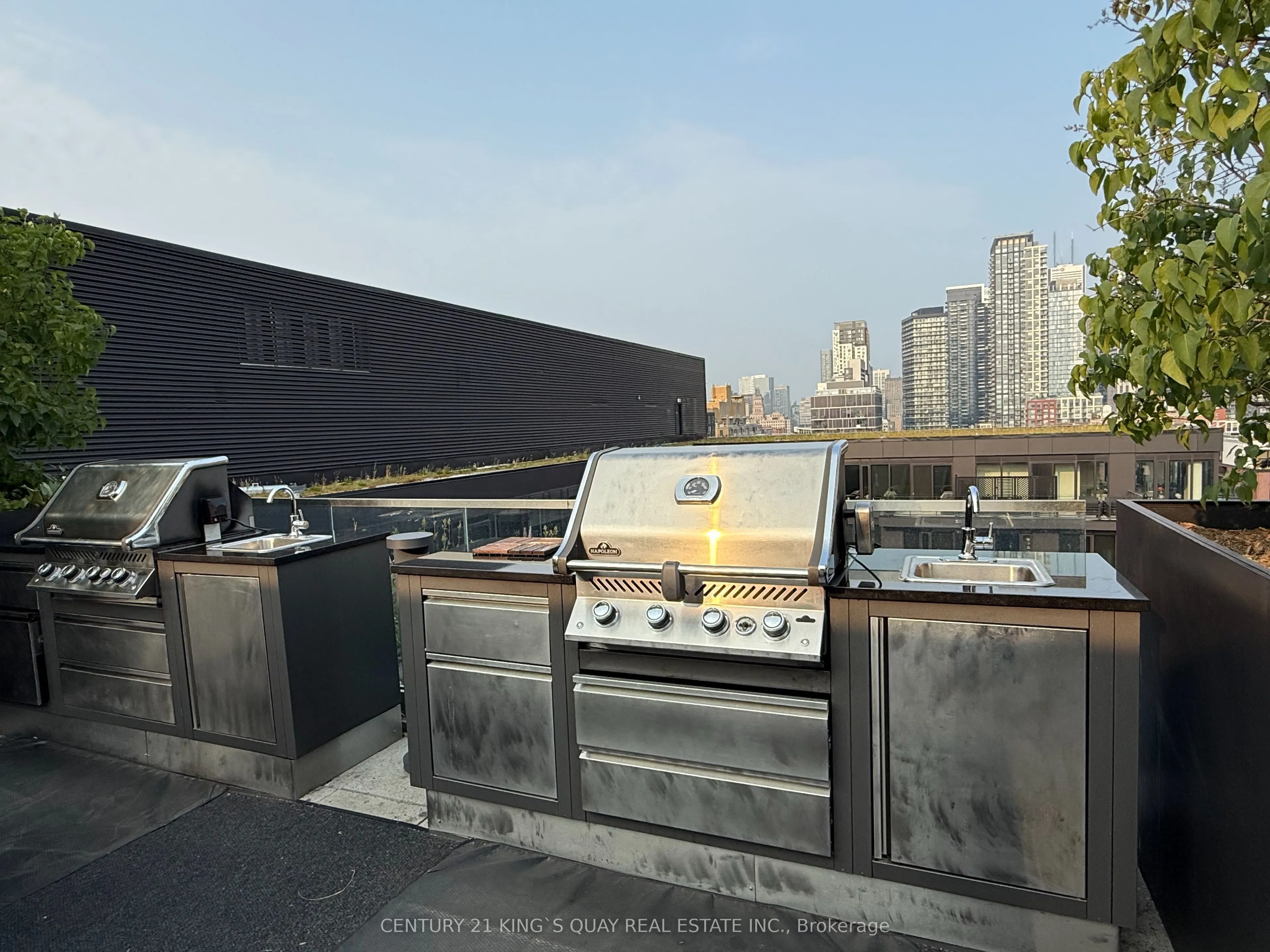 505 Richmond Street W, #828