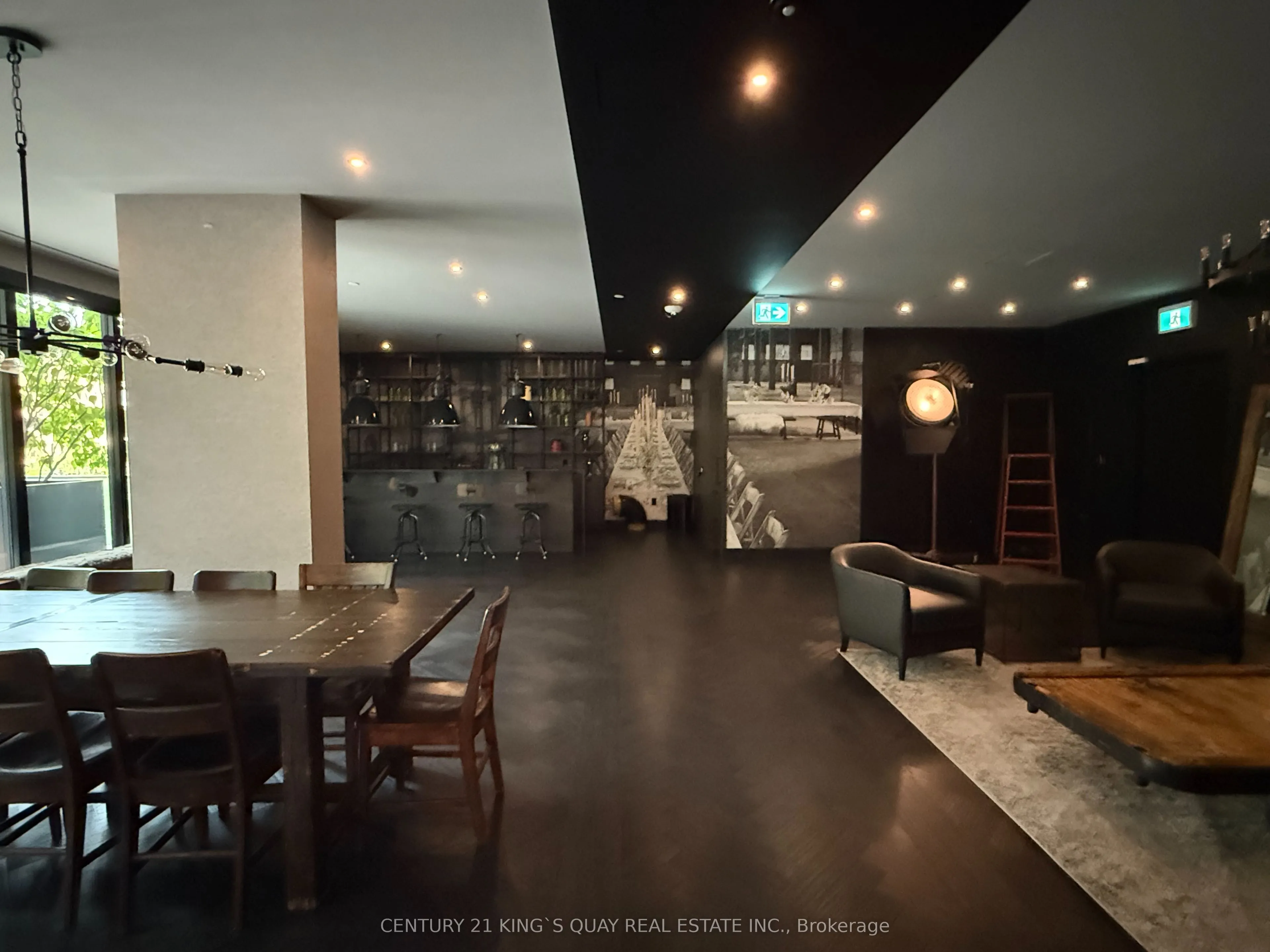 505 Richmond Street W, #828