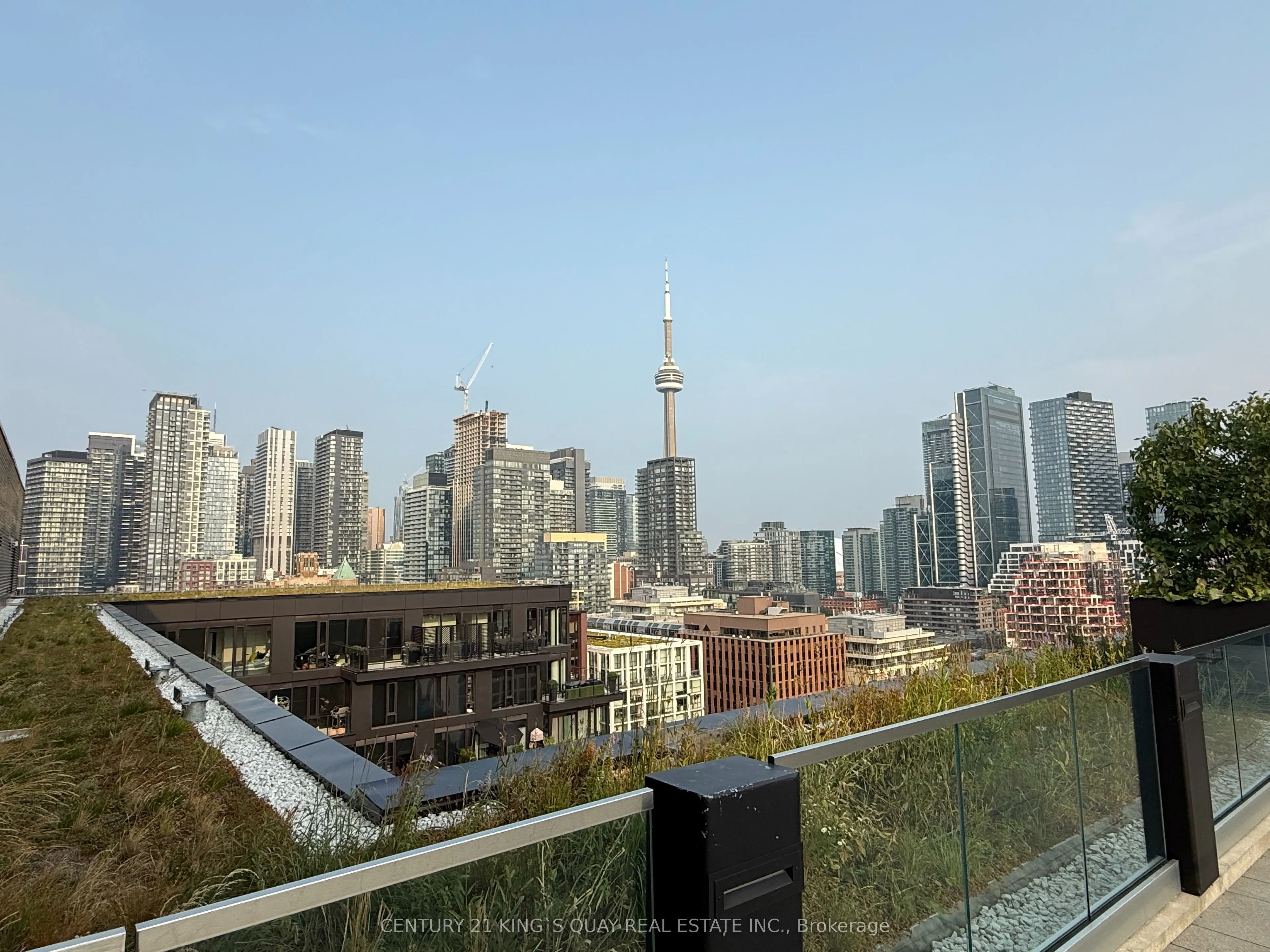 505 Richmond Street W, #828