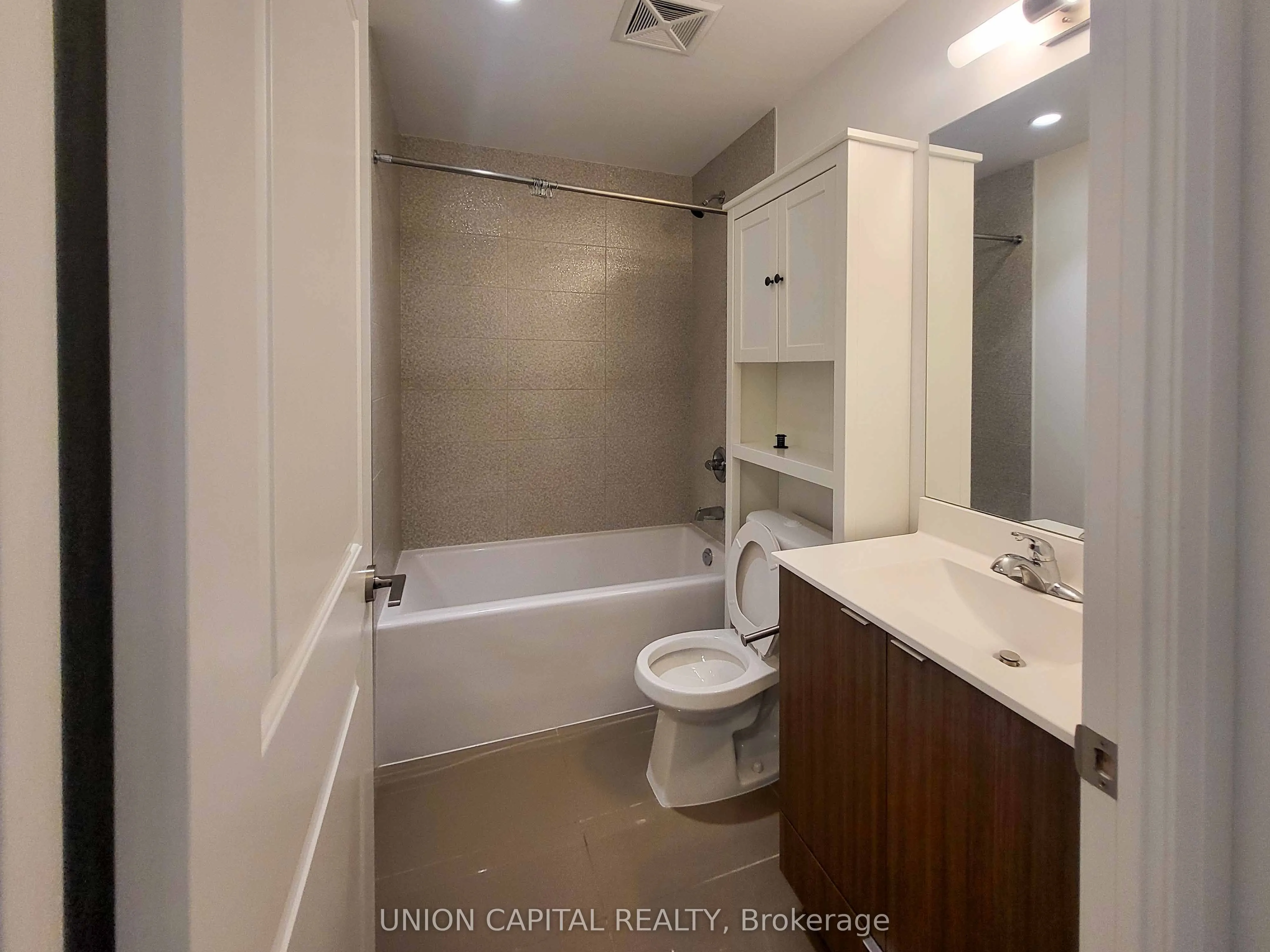 50 Ann O'Reilly Road, #2206