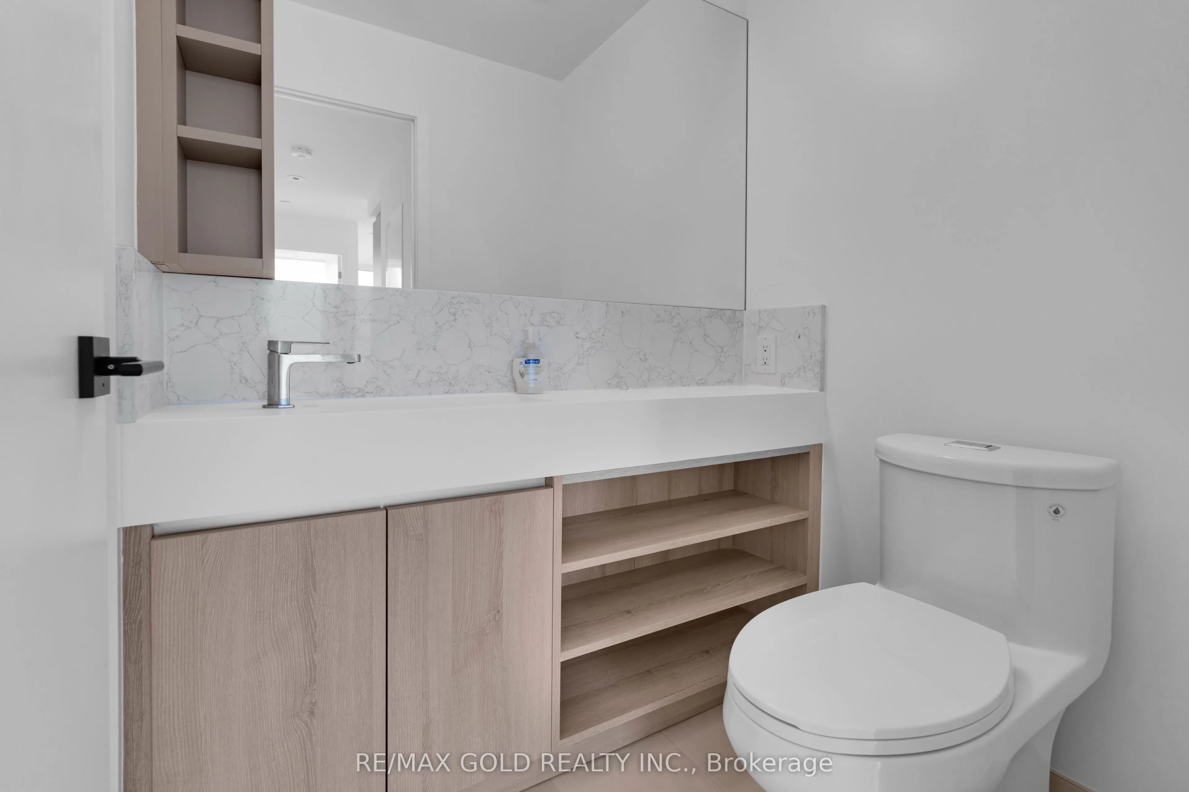 319 Jarvis Street, #2615