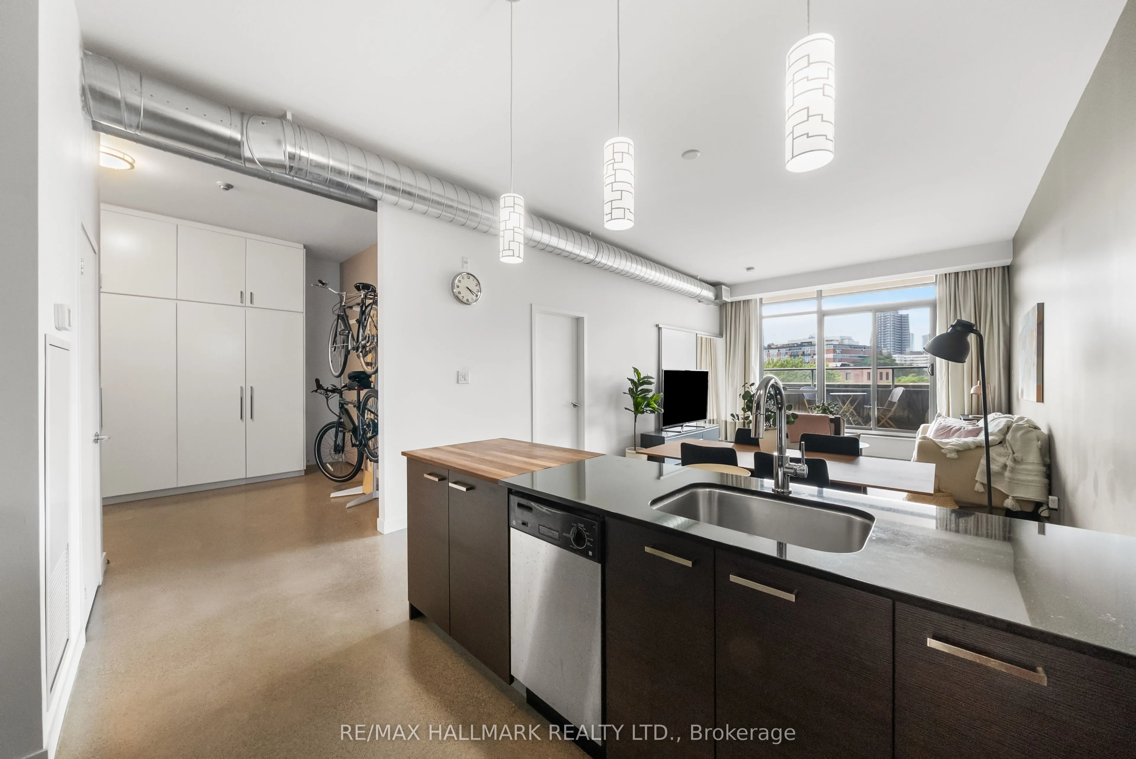 569 King Street E, #503