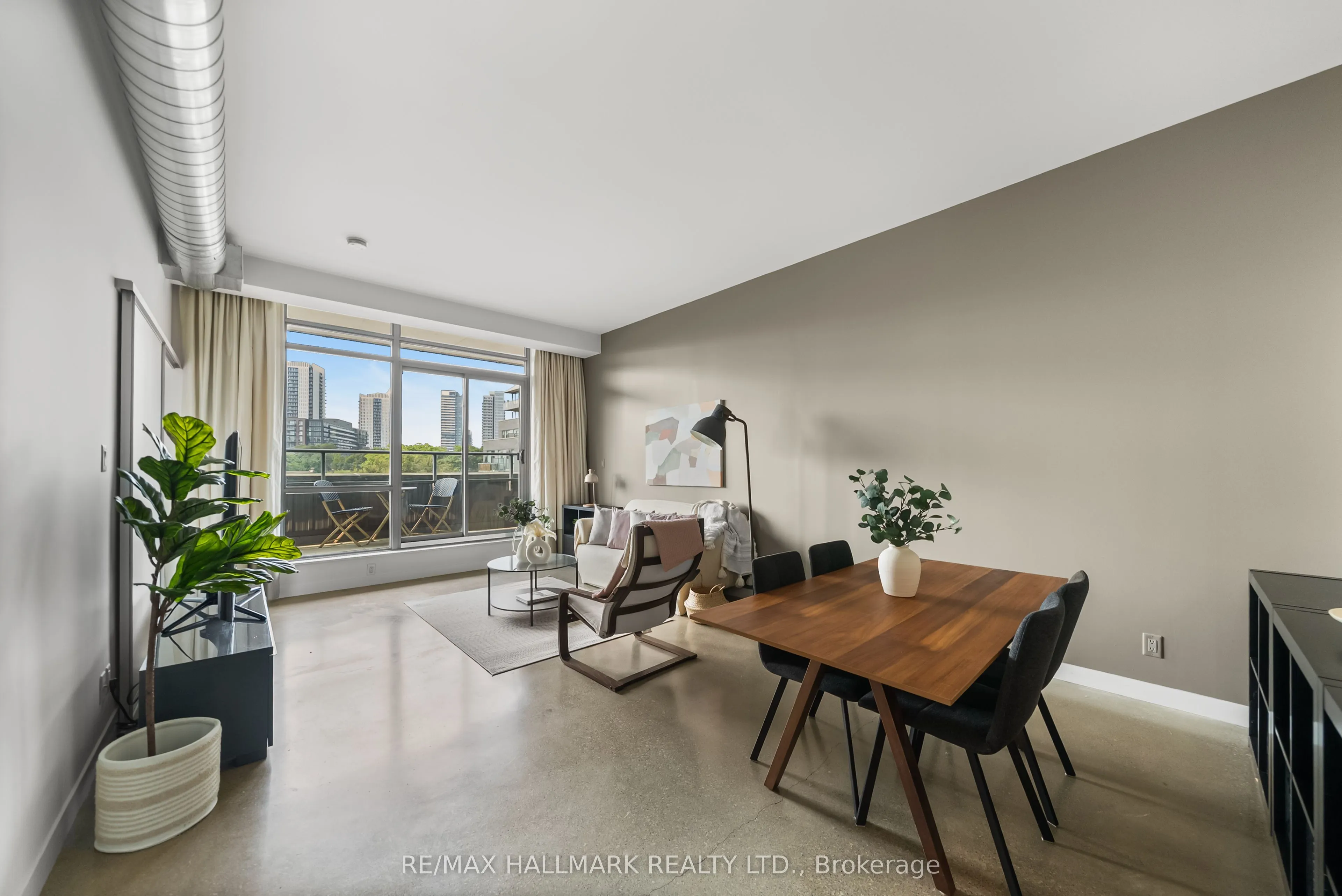 569 King Street E, #503
