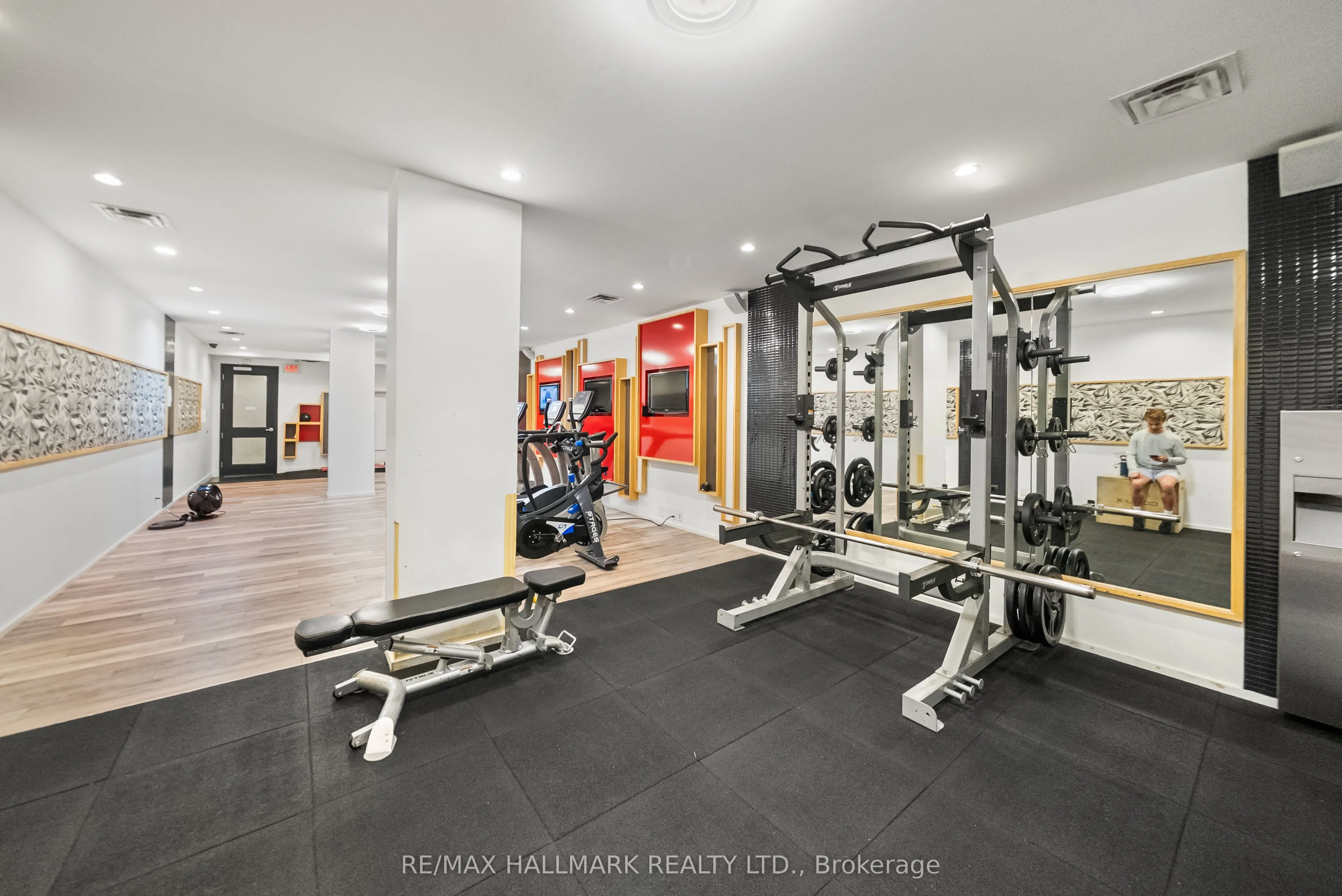 569 King Street E, #503