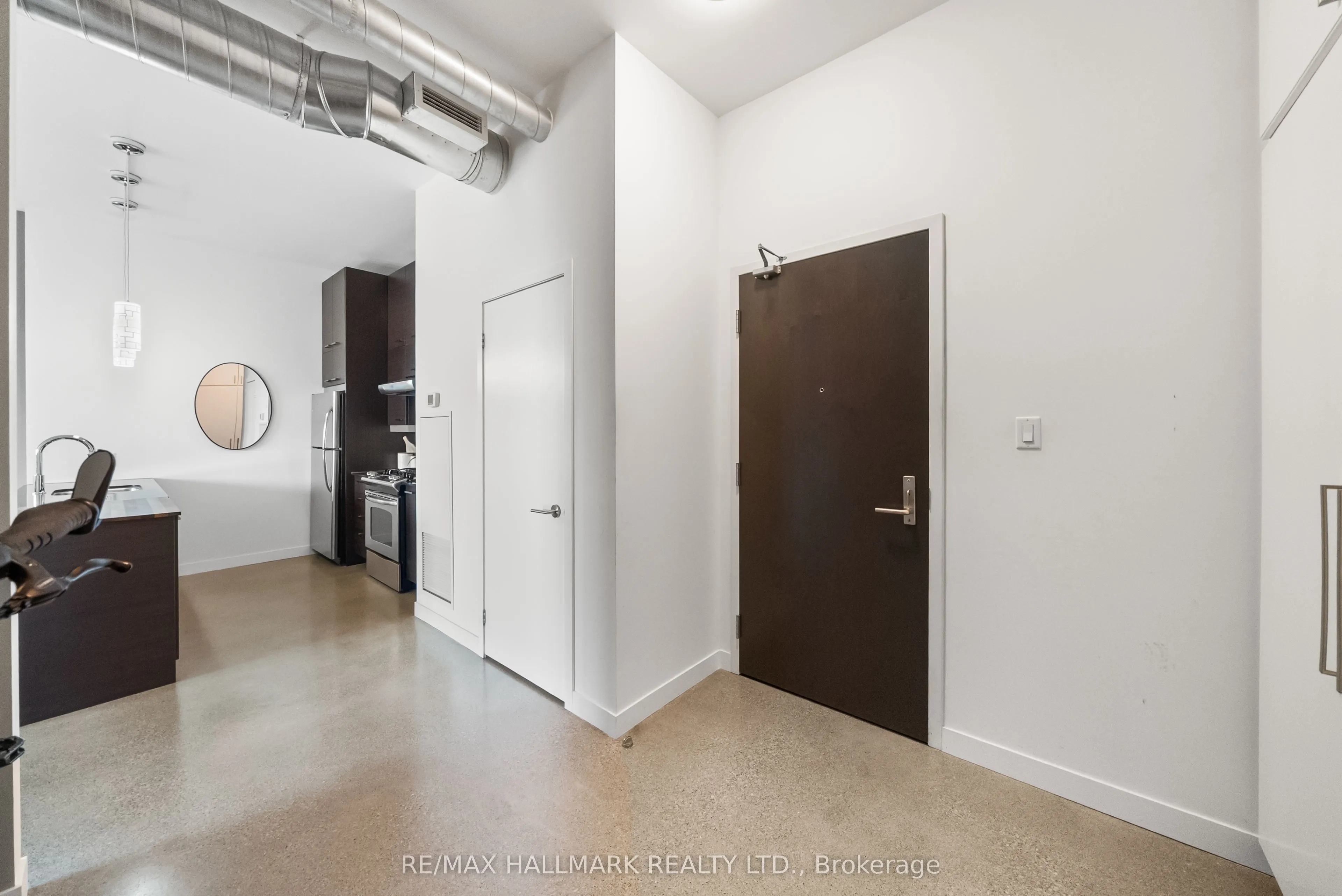 569 King Street E, #503