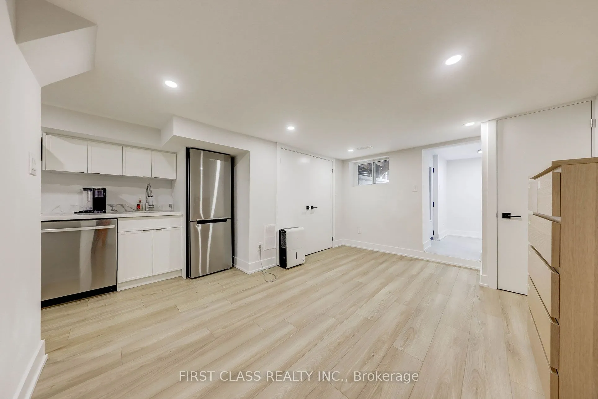 431 Roxton Road