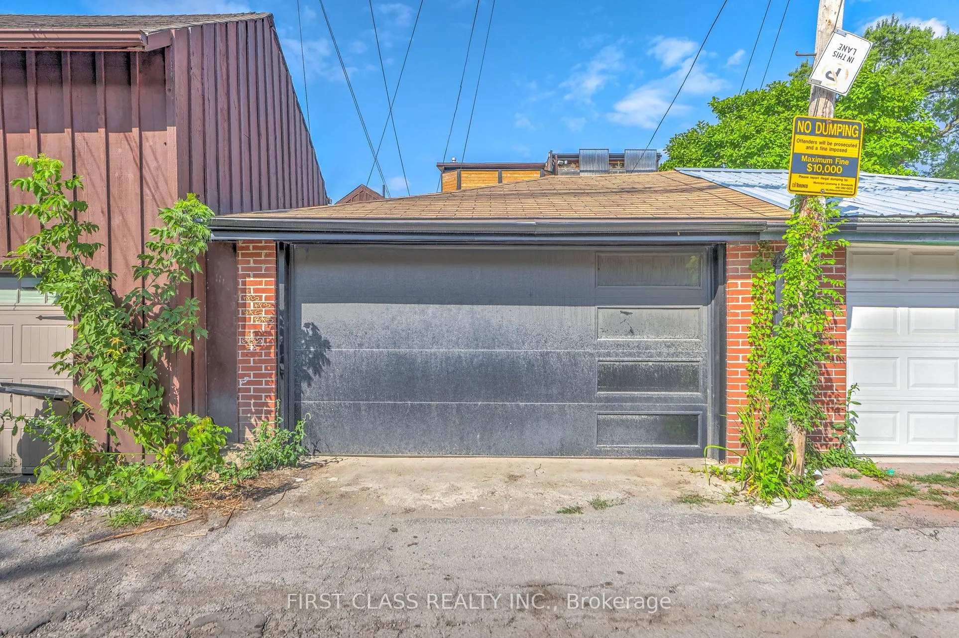 431 Roxton Road
