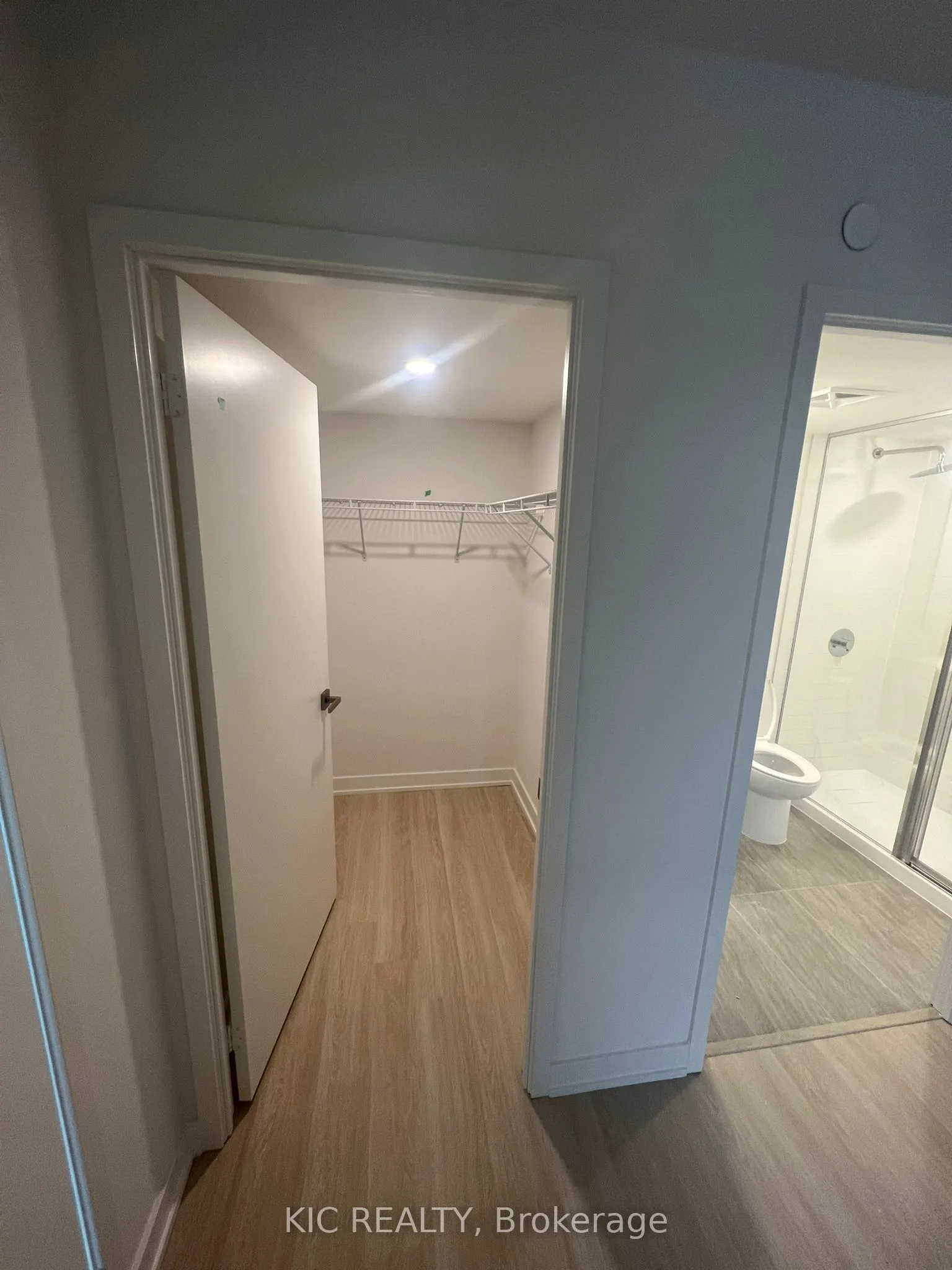 30 Tretti Way, #606