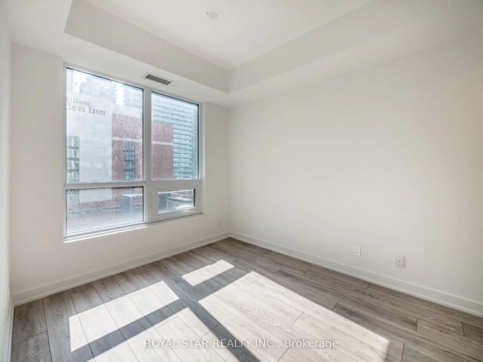 108 Peter Street, #1007