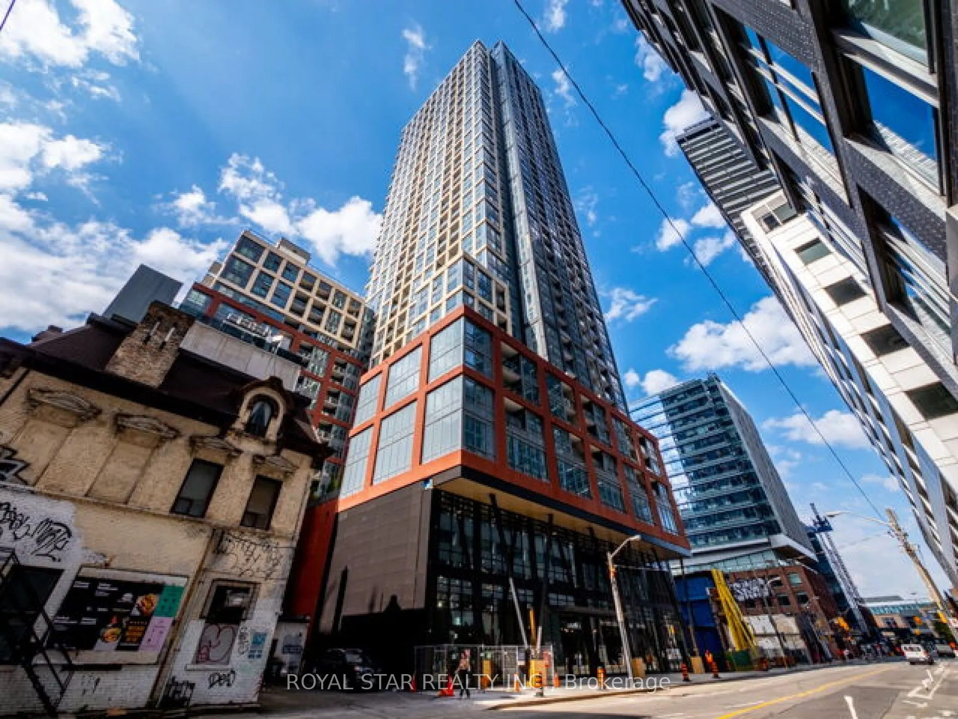 108 Peter Street, #1007