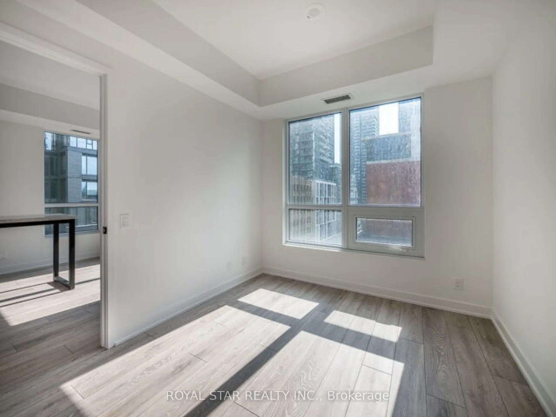 108 Peter Street, #1007