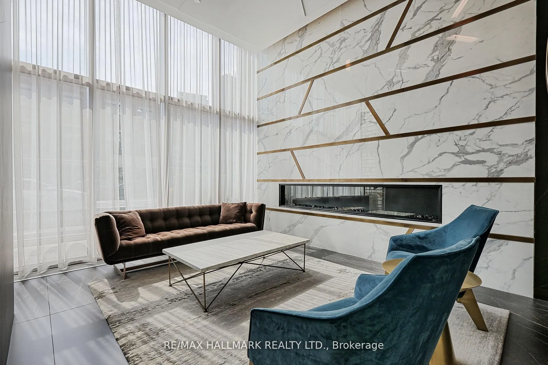 151 Avenue Road, #601