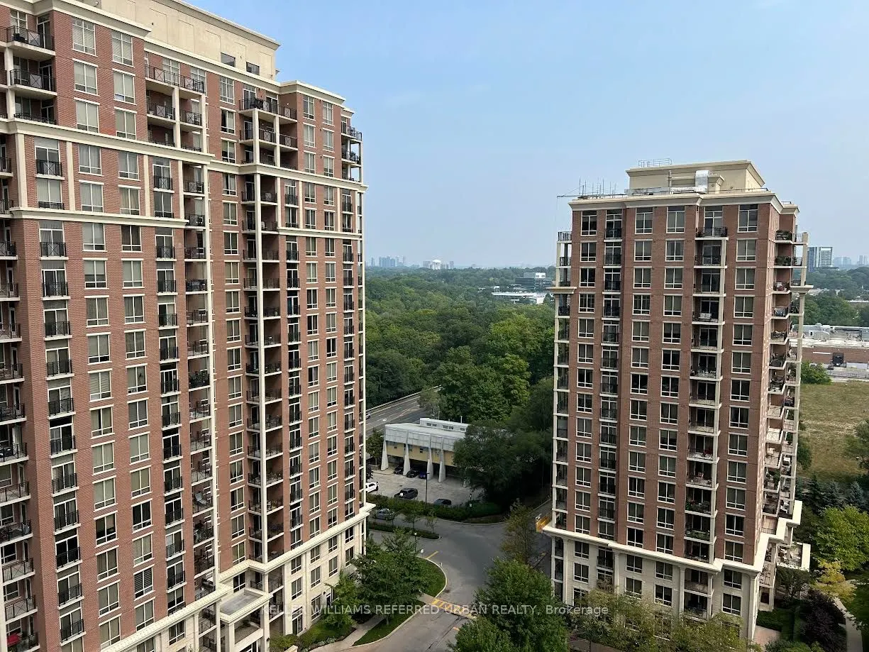 20 Inn on the Park Drive, #1438