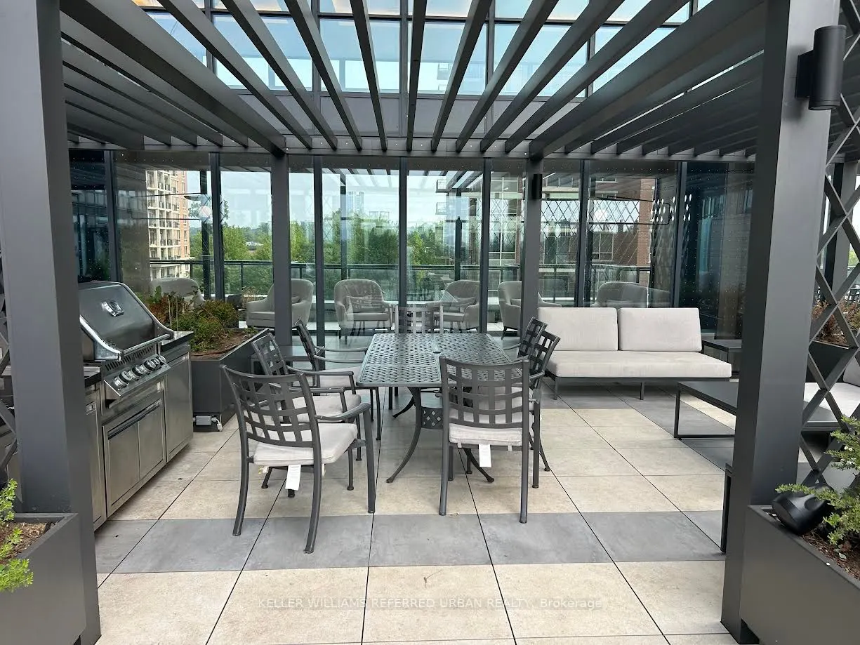 20 Inn on the Park Drive, #1438