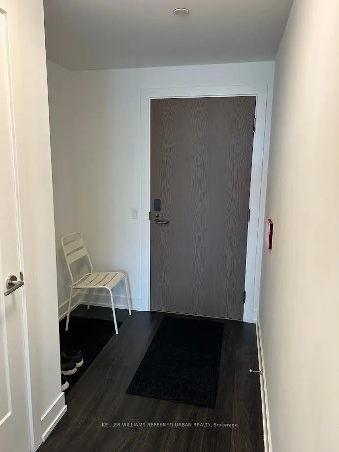 20 Inn on the Park Drive, #1438