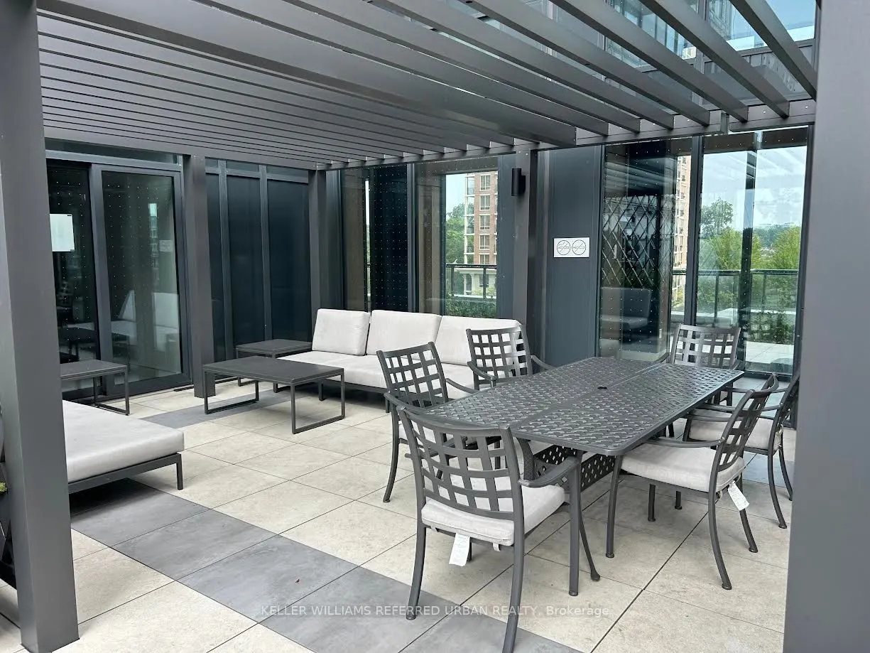 20 Inn on the Park Drive, #1438