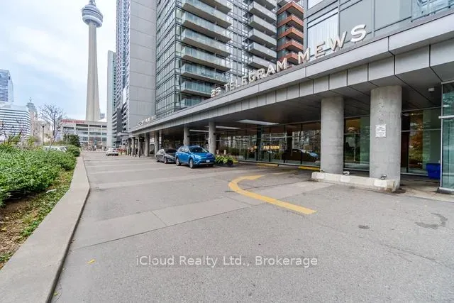 25 Telegram Mews, #1015