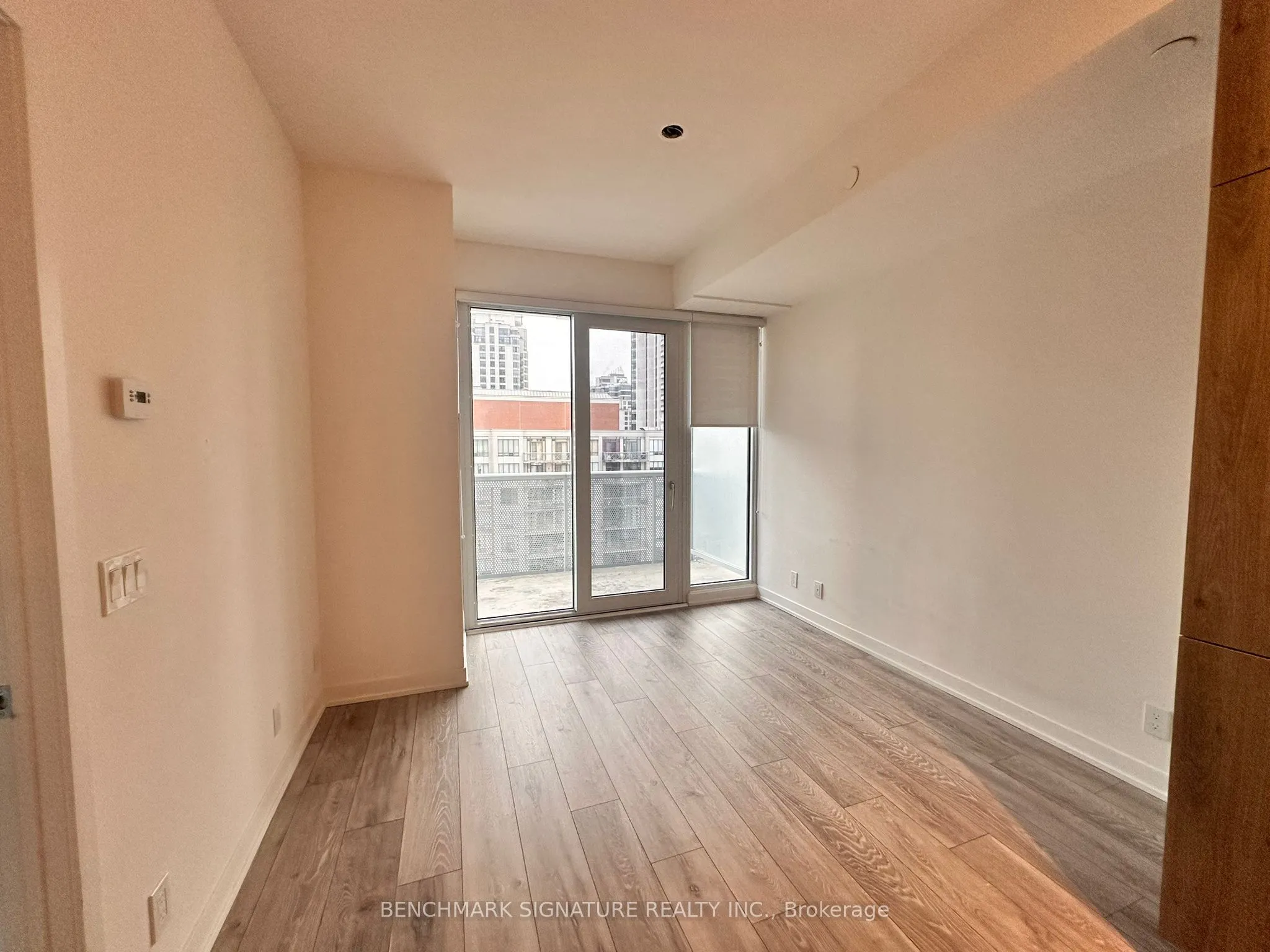 15 Holmes Avenue, #1312