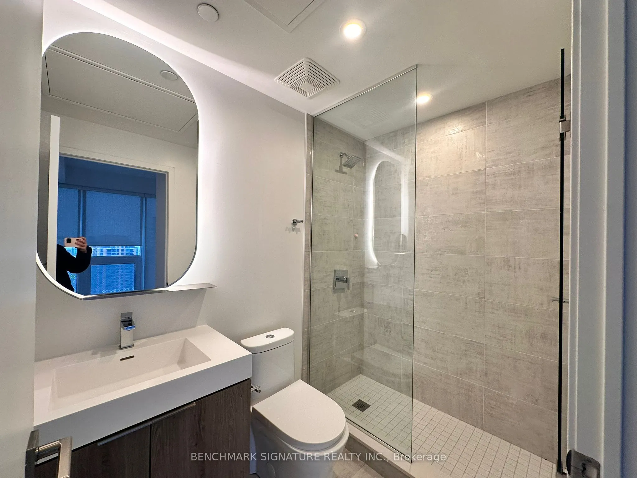15 Holmes Avenue, #1312