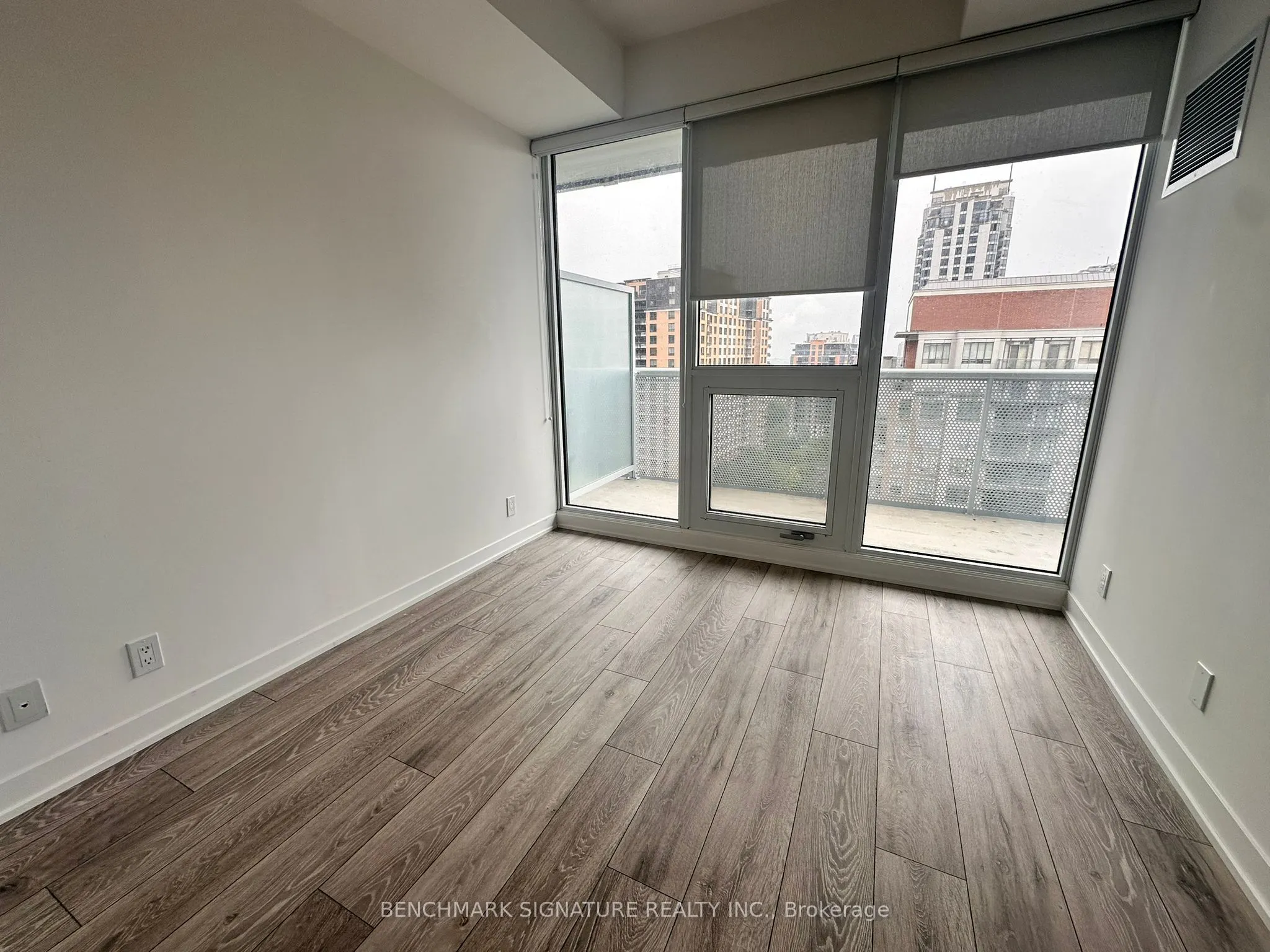 15 Holmes Avenue, #1312