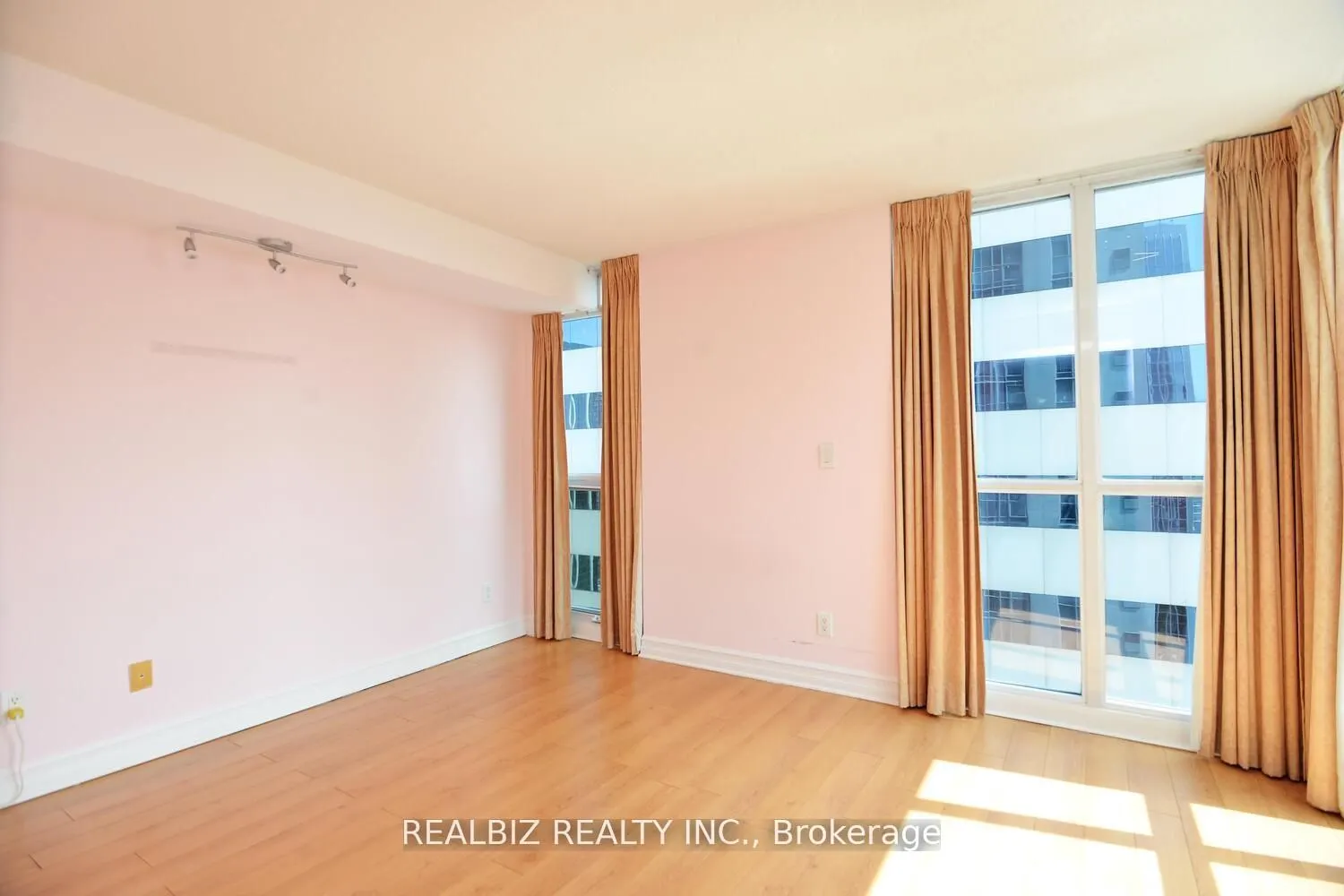 4968 Yonge Street, #2116