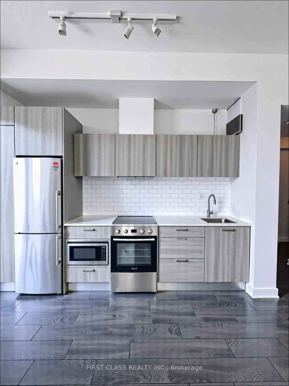 50 Charles Street E, #4605