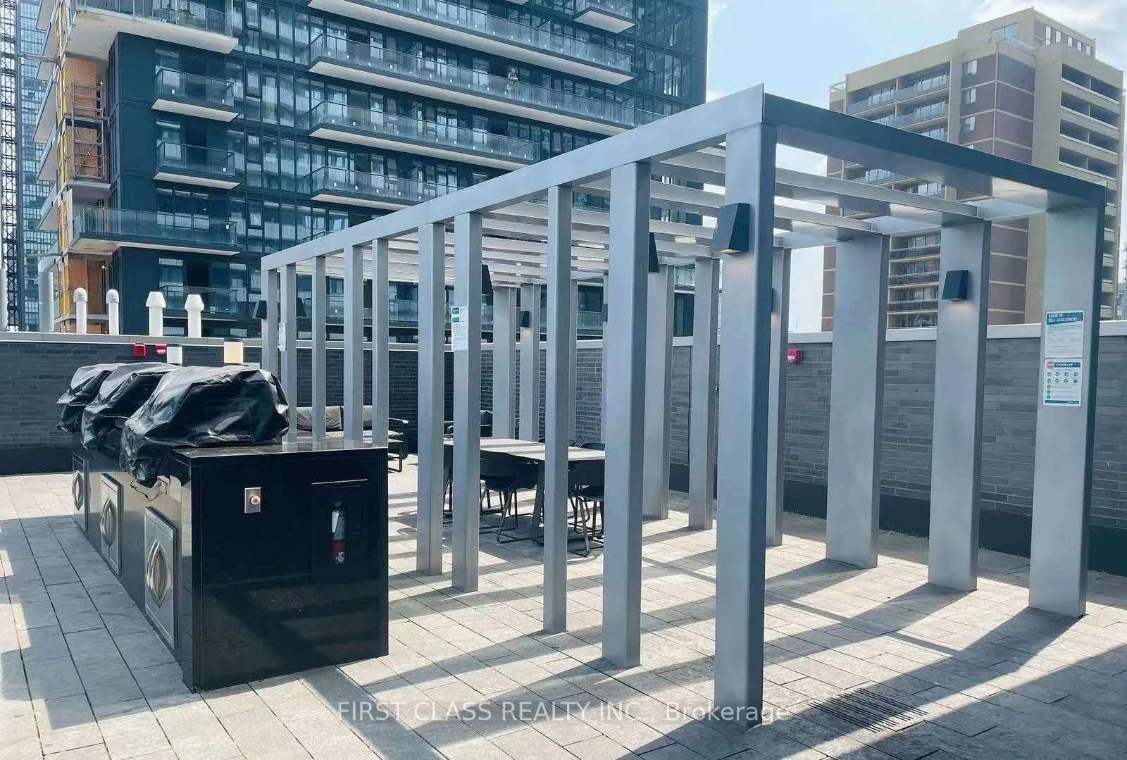 50 Charles Street E, #4605