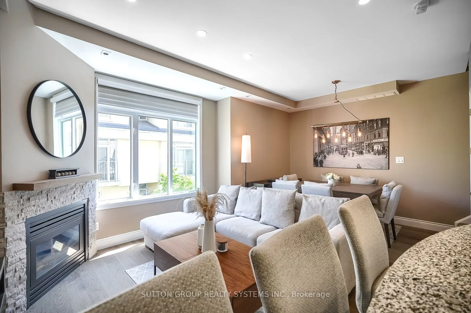 32 Stadium Road, #323