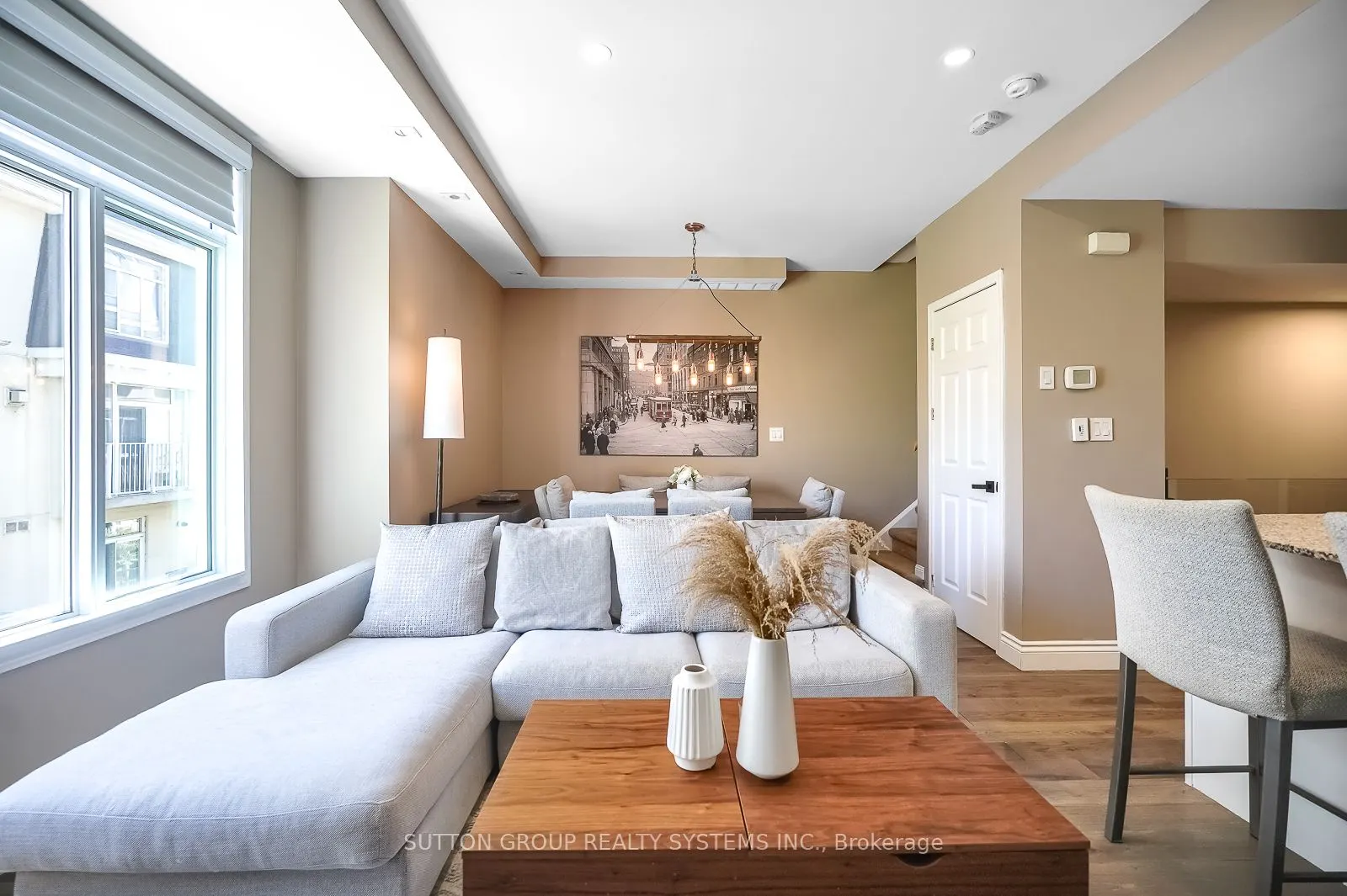 32 Stadium Road, #323