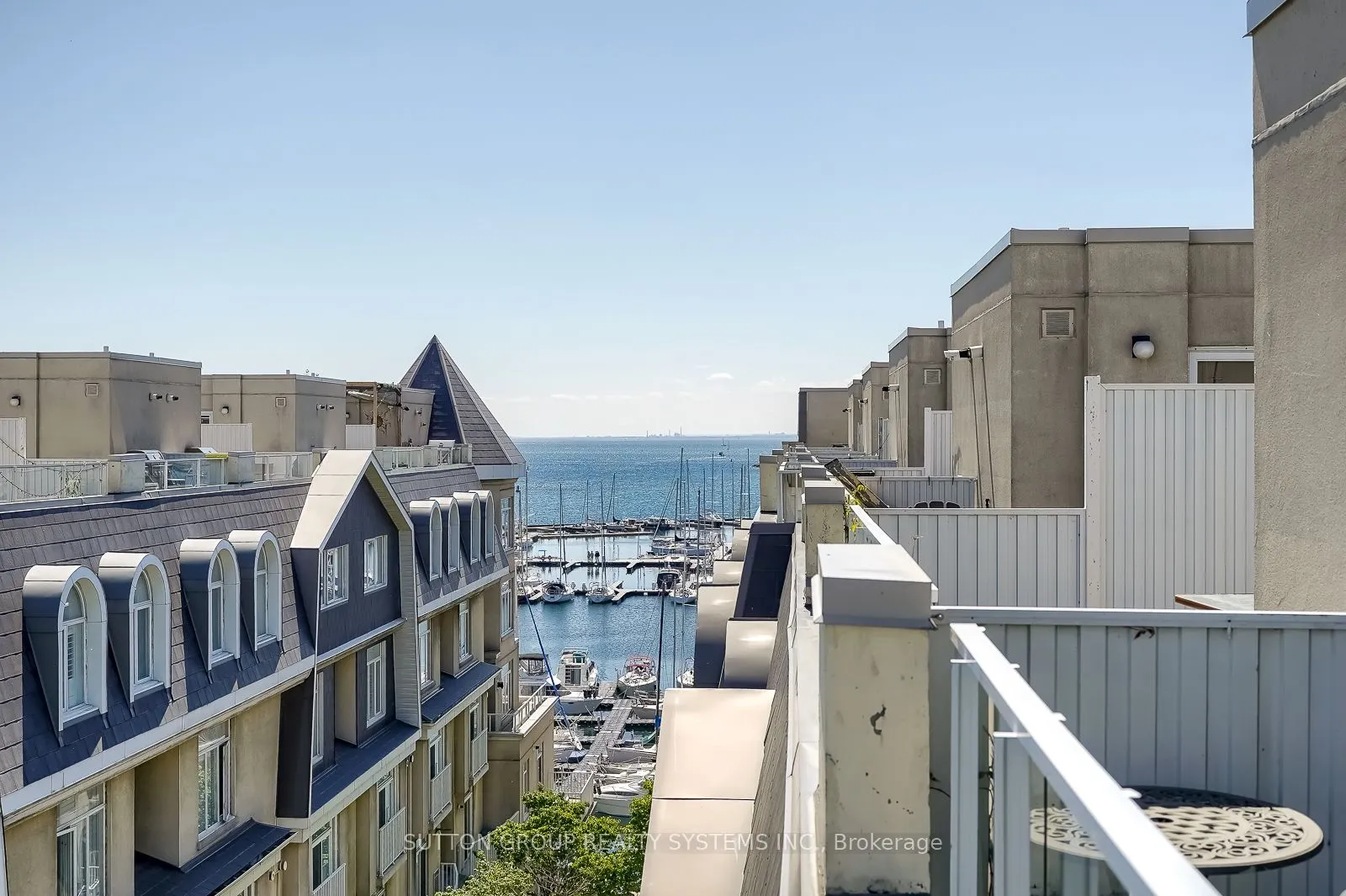 32 Stadium Road, #323