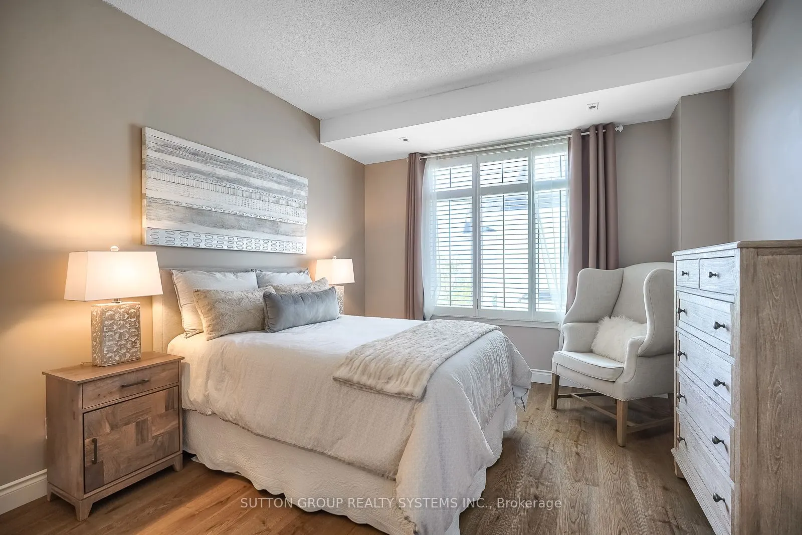 32 Stadium Road, #323