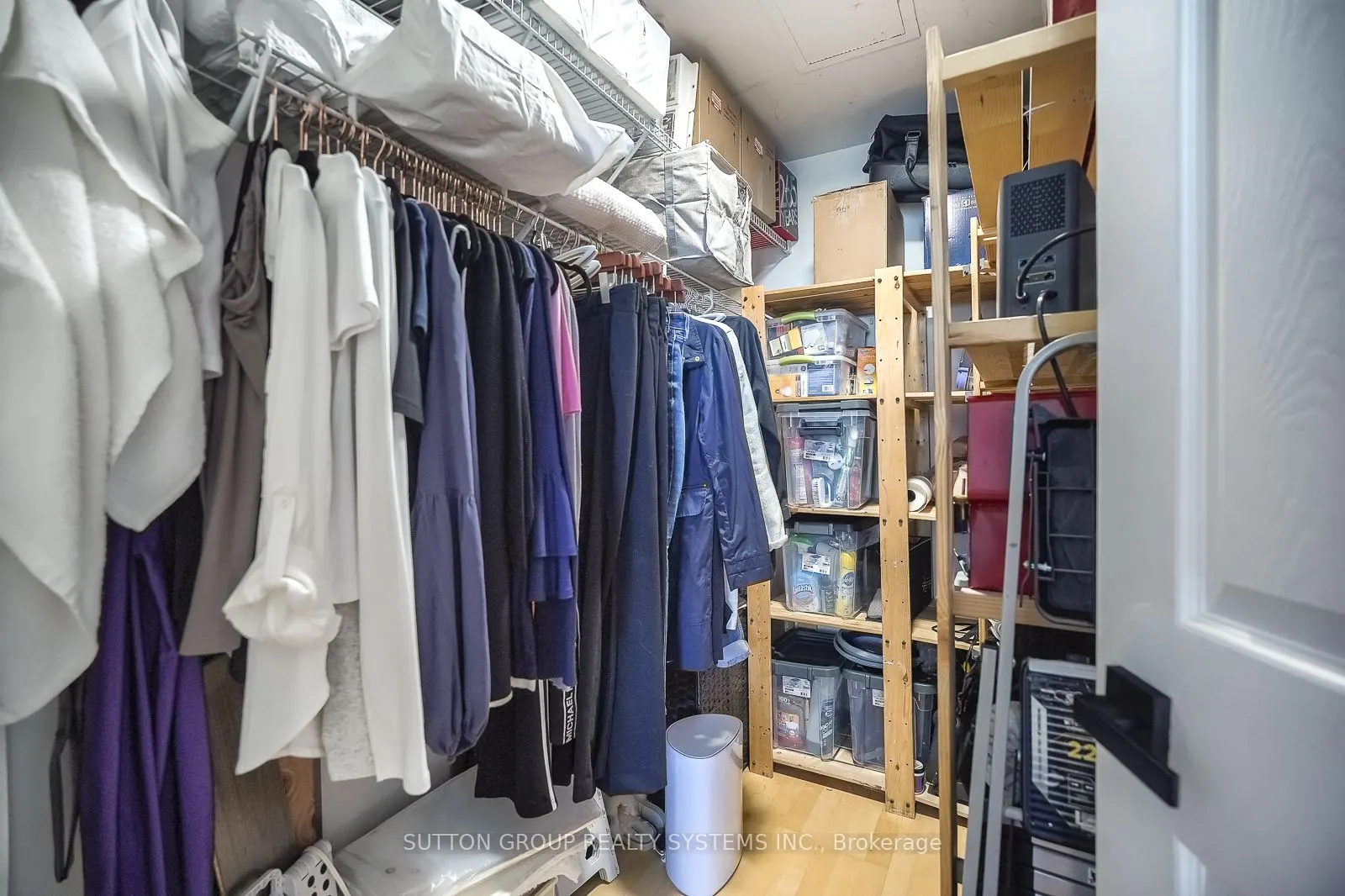 32 Stadium Road, #323
