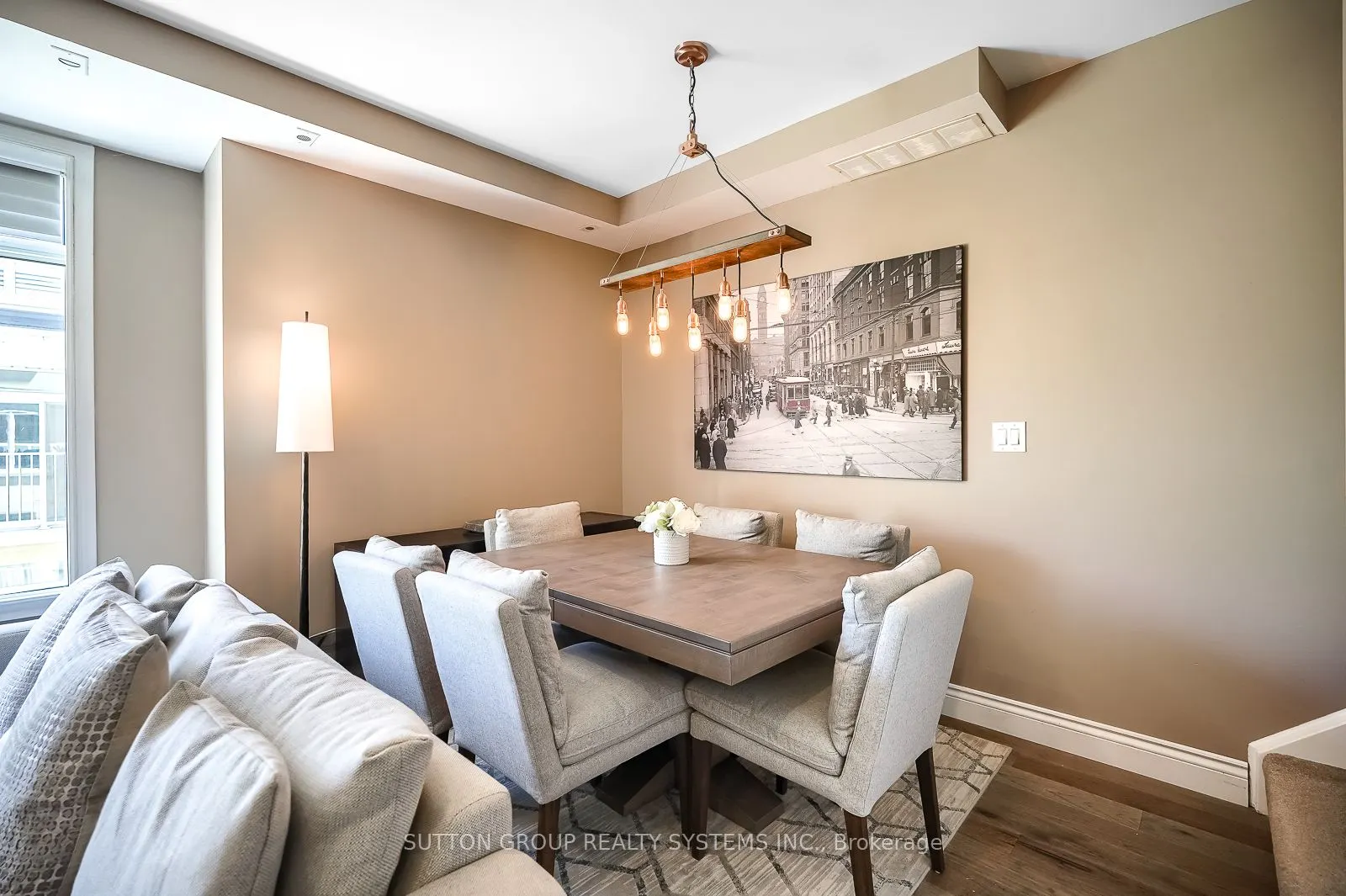 32 Stadium Road, #323