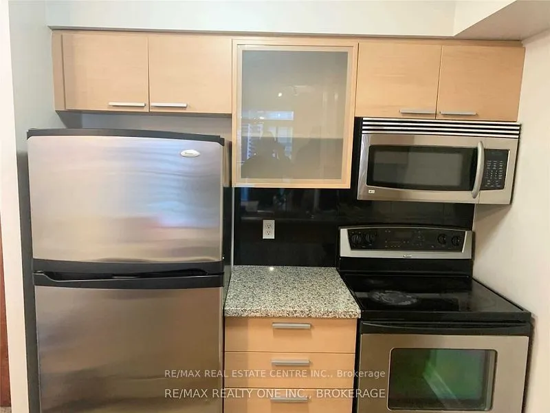 16 Harrison Garden Boulevard, #1811
